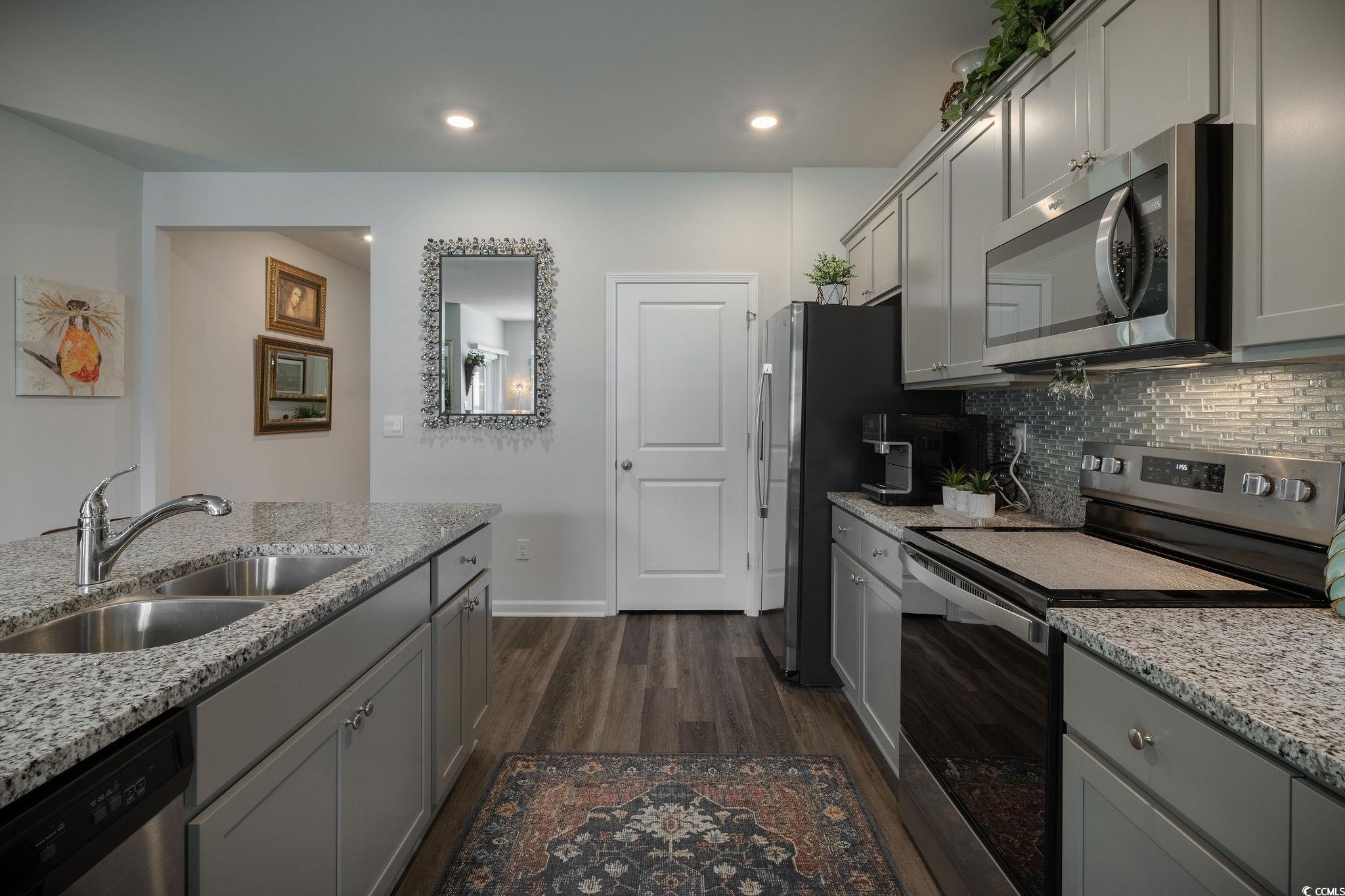 171 Cassina Dr. Property Photo 12