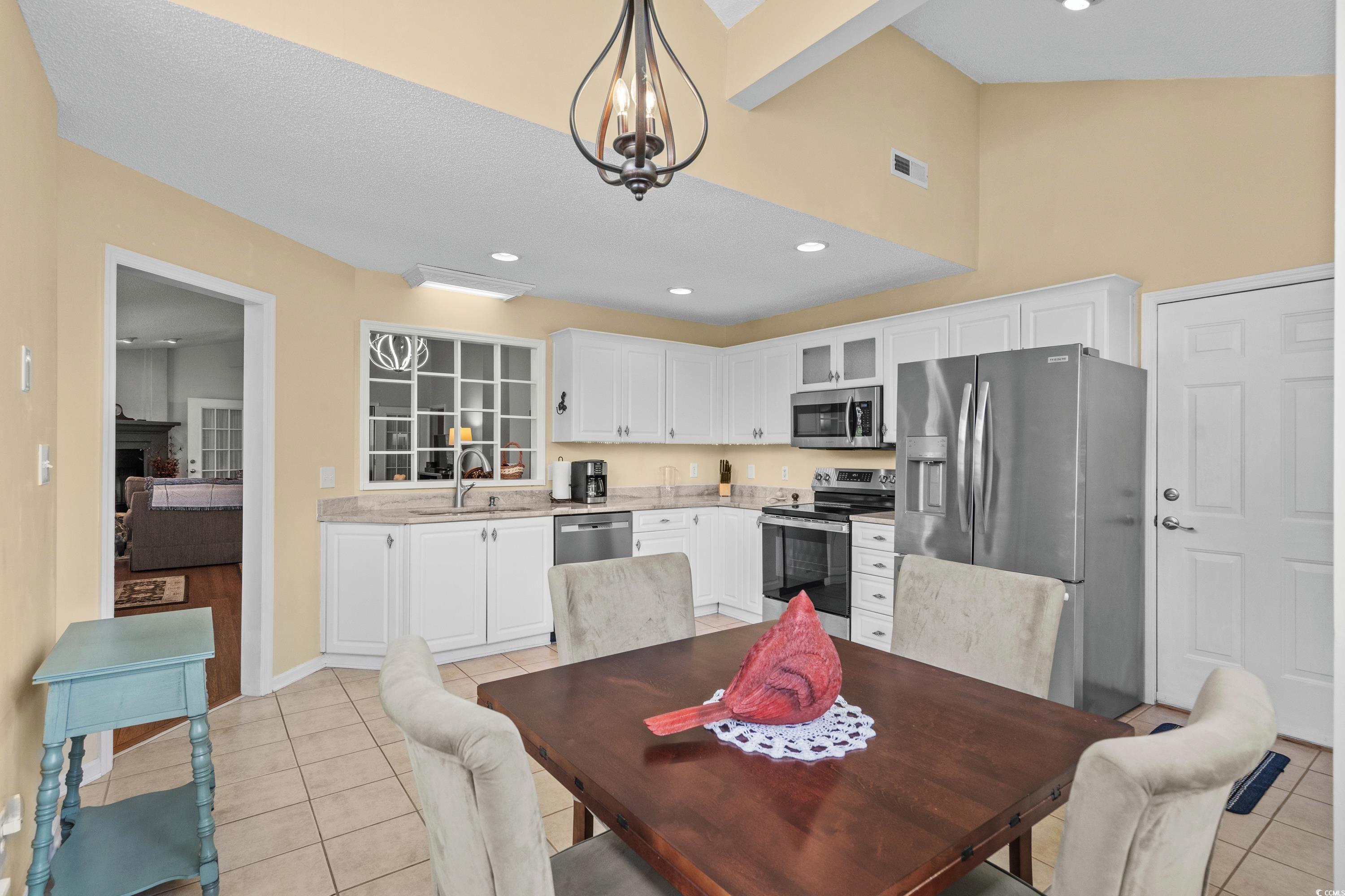 1010 Swan Lake Dr. Property Photo 20