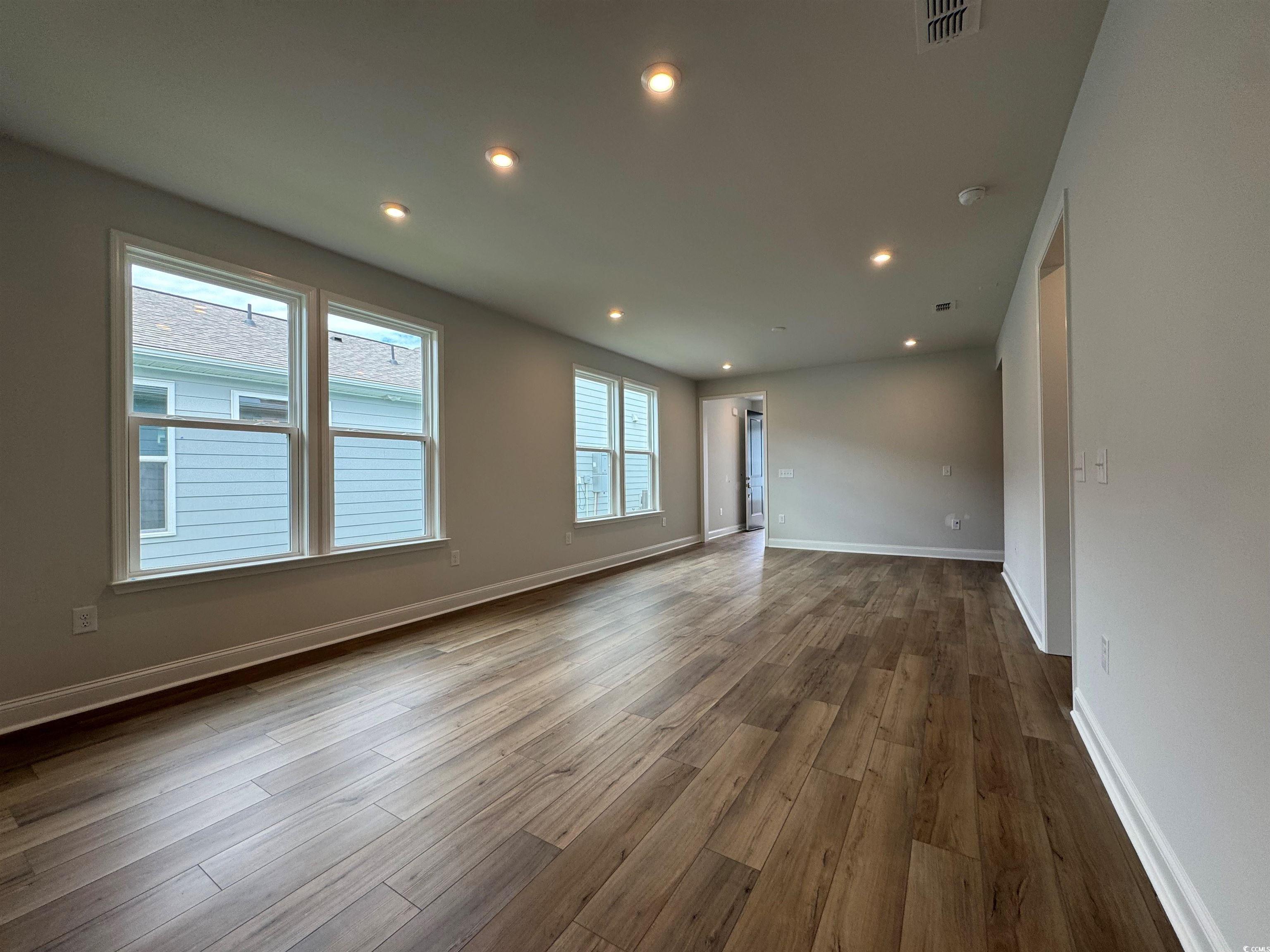 1205 Lady Bird Way Property Photo 6