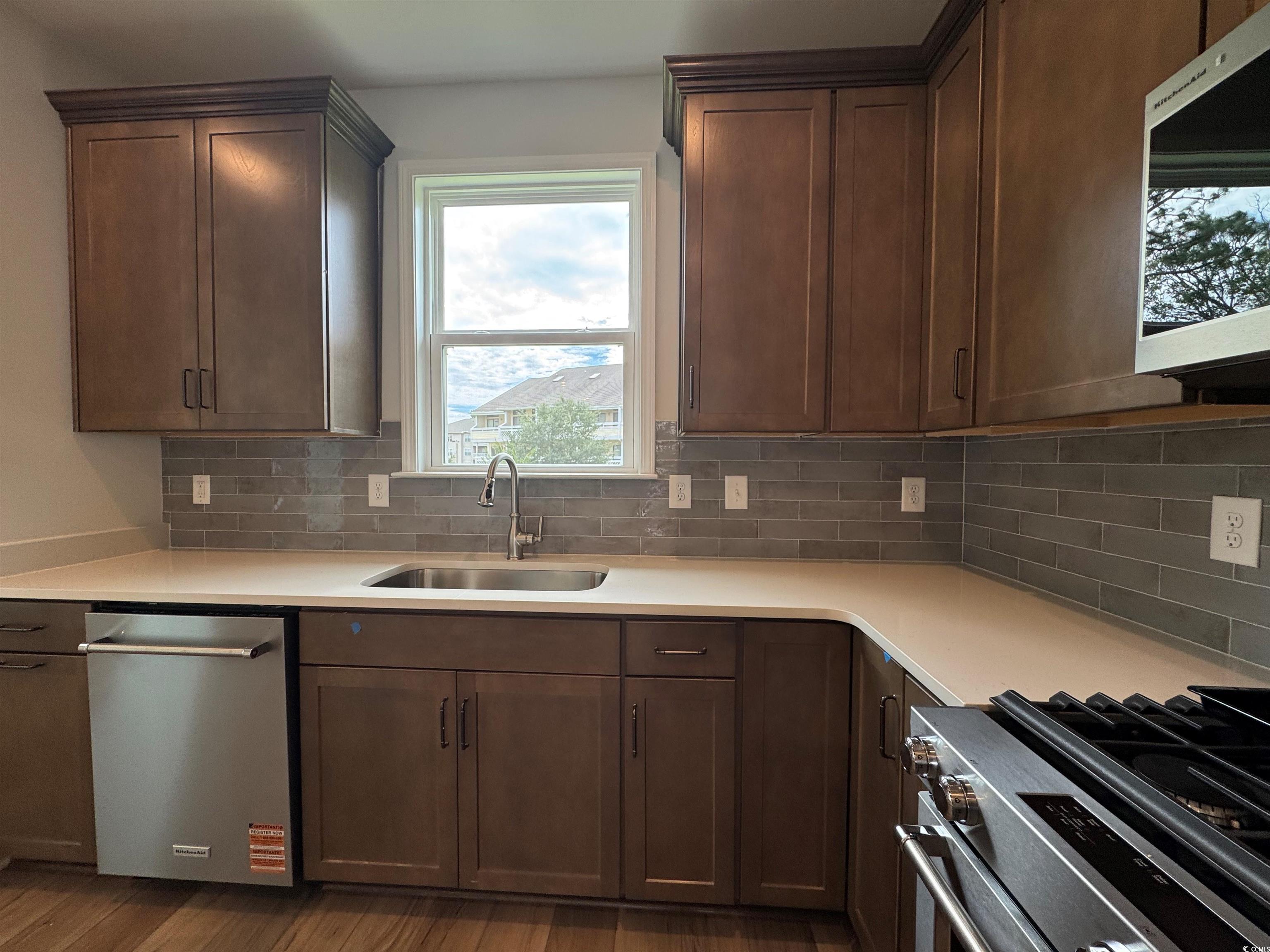 1205 Lady Bird Way Property Photo 7