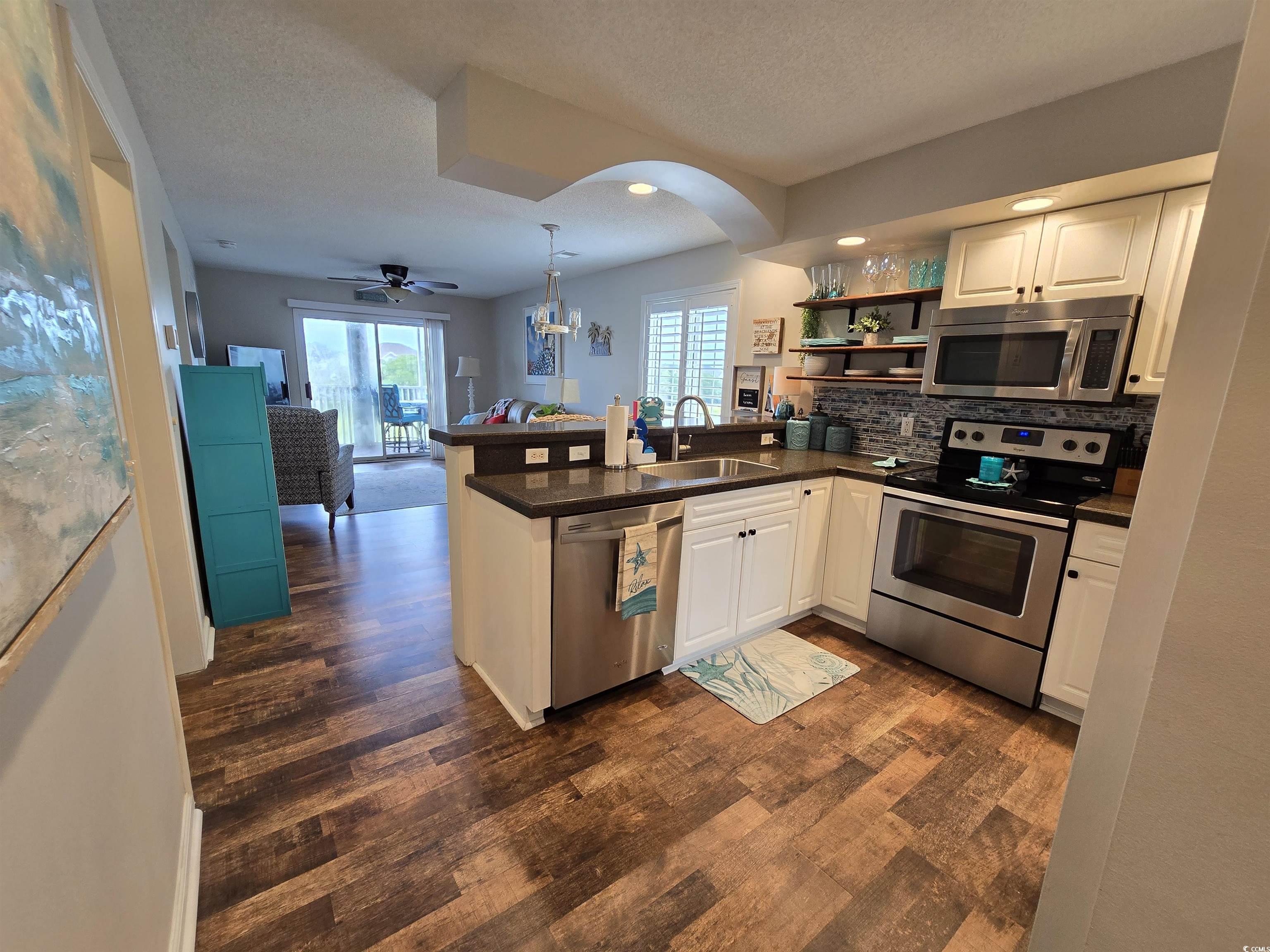 4417 Eastport Blvd. Property Photo 6