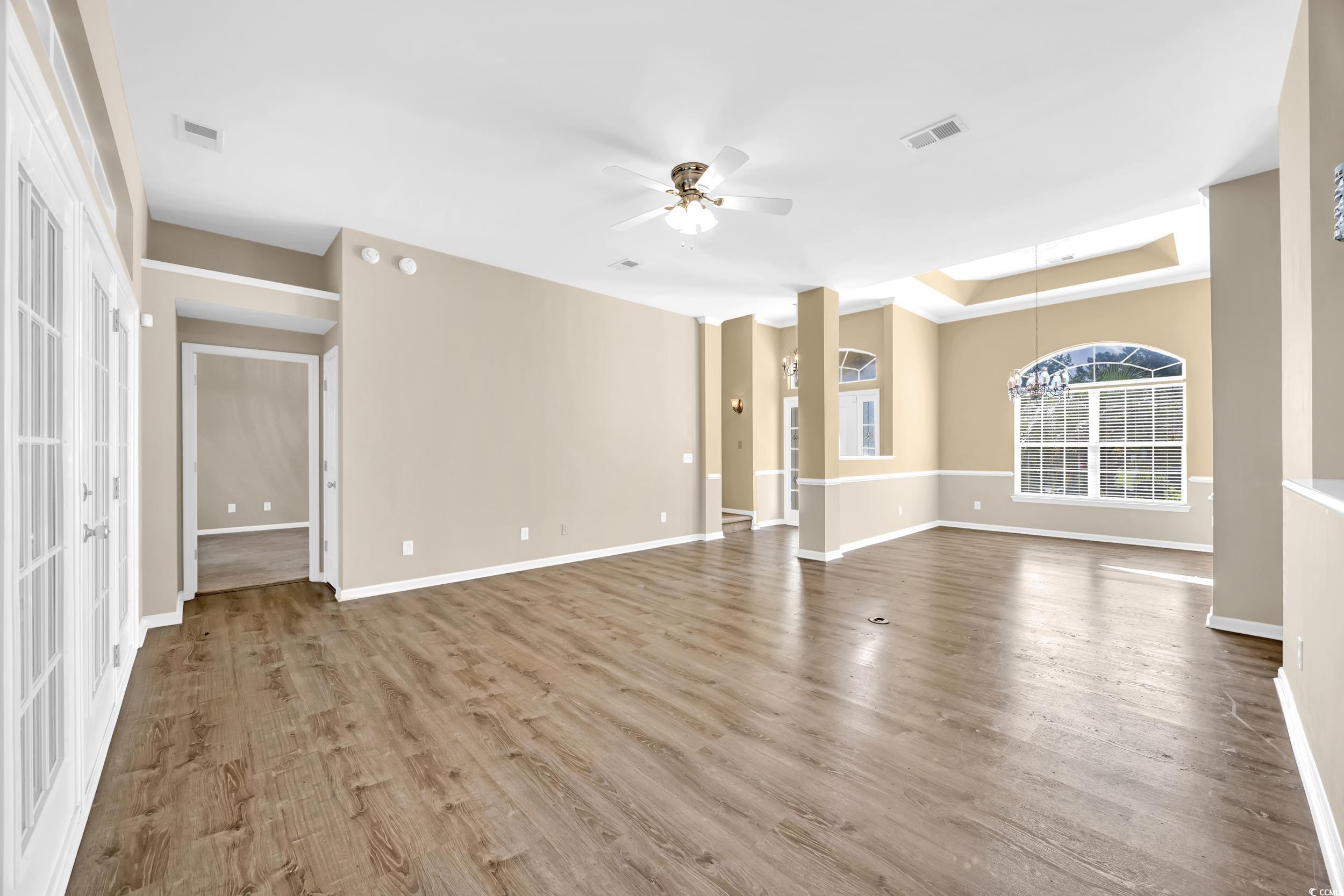 414 Carriage Lake Dr. Property Photo 8