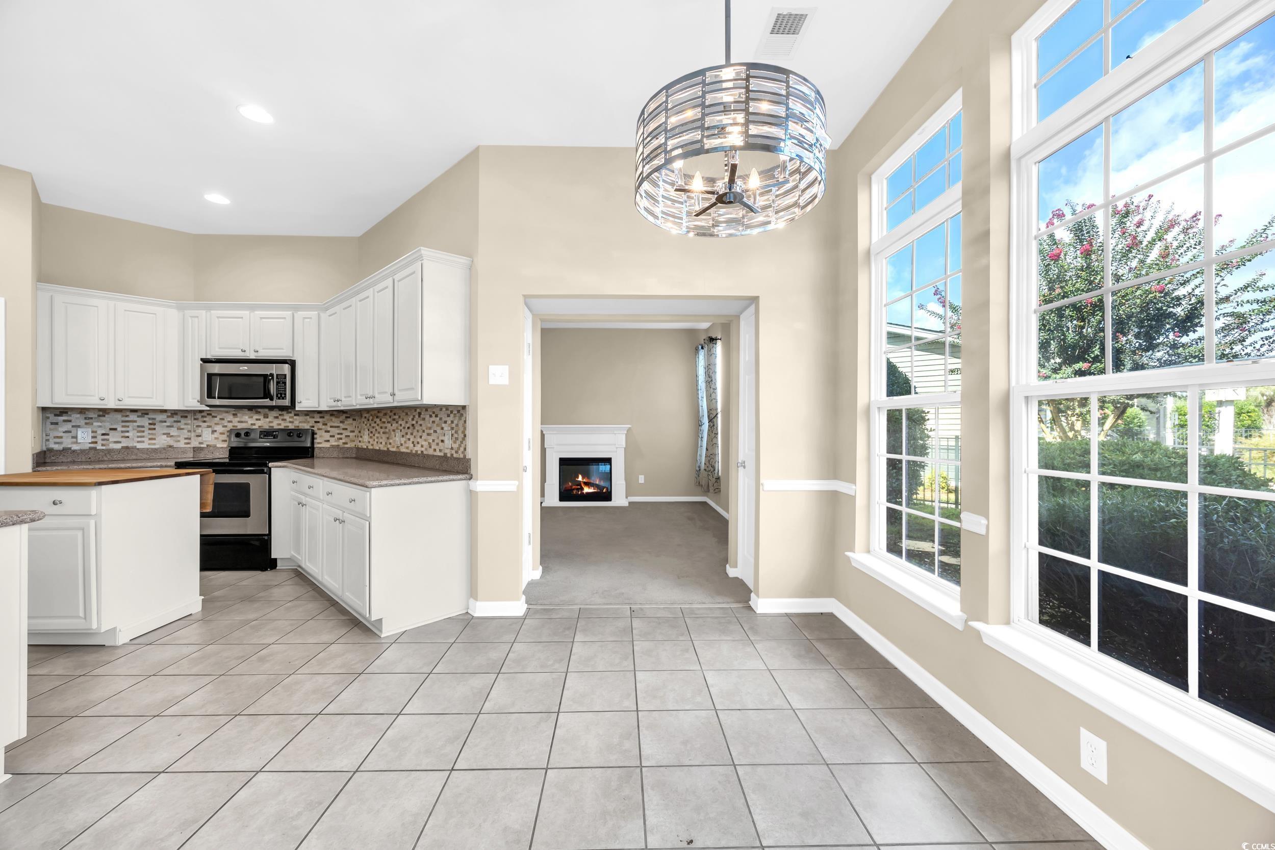 414 Carriage Lake Dr. Property Photo 12