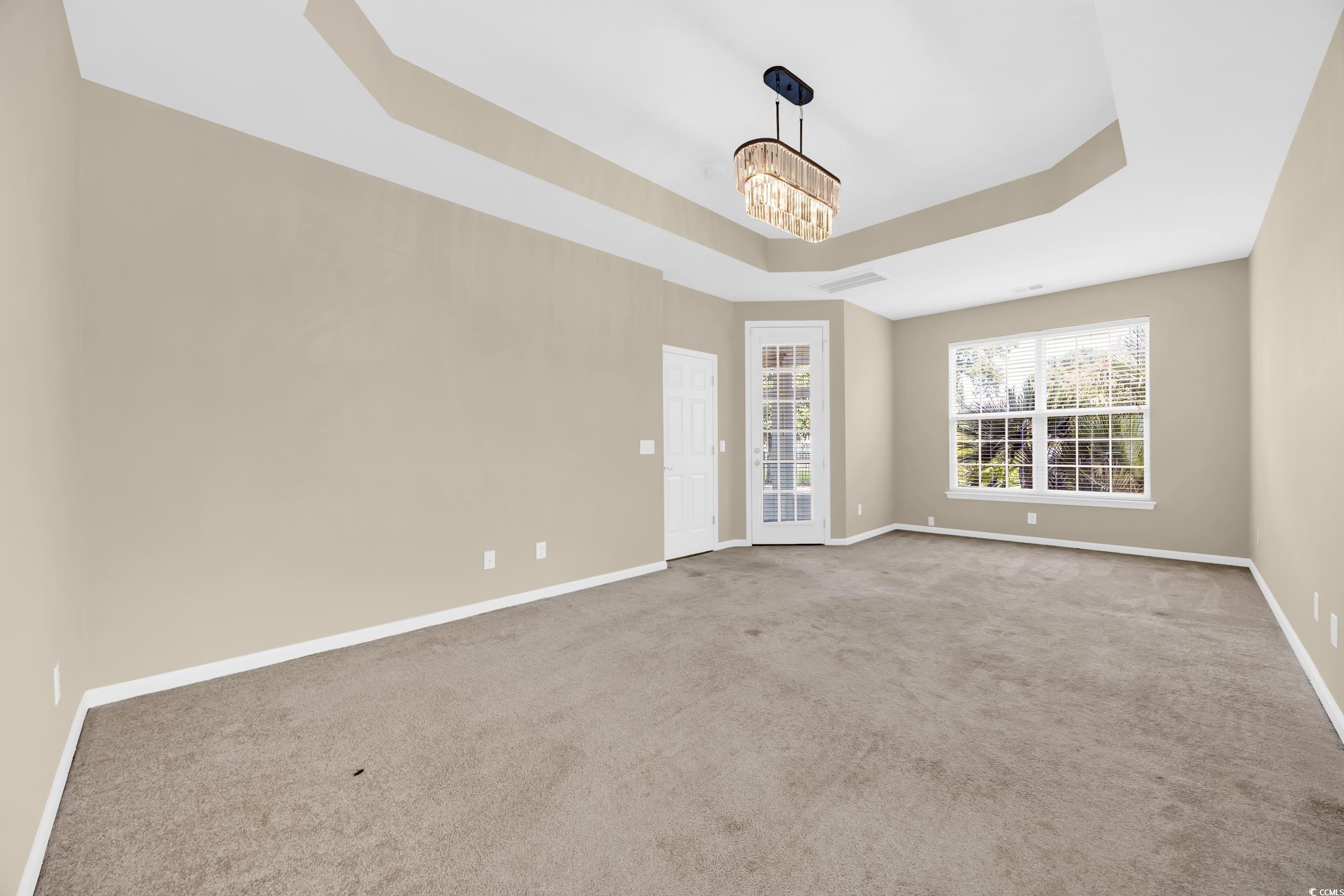 414 Carriage Lake Dr. Property Photo 22