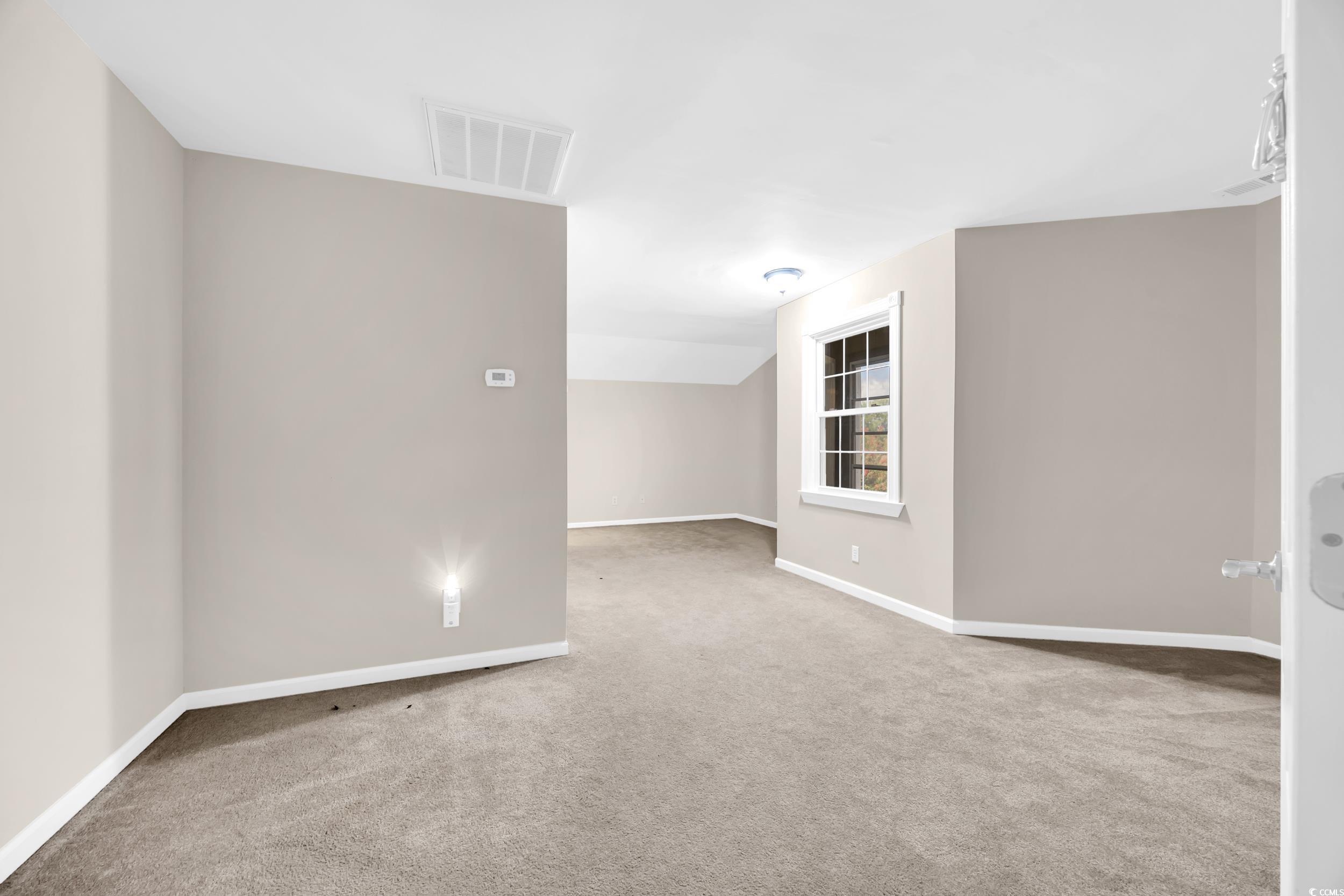 414 Carriage Lake Dr. Property Photo 26