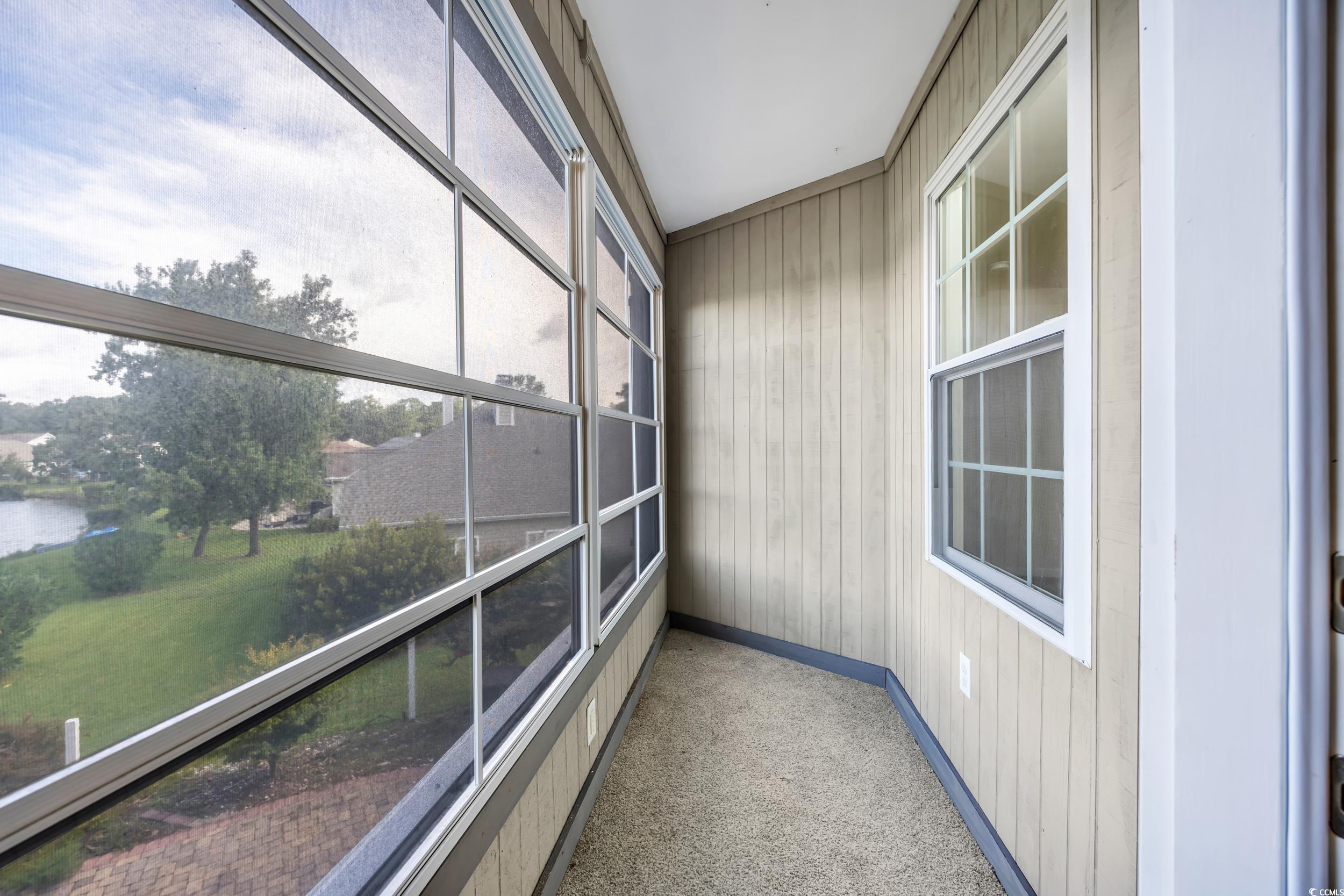 414 Carriage Lake Dr. Property Photo 30