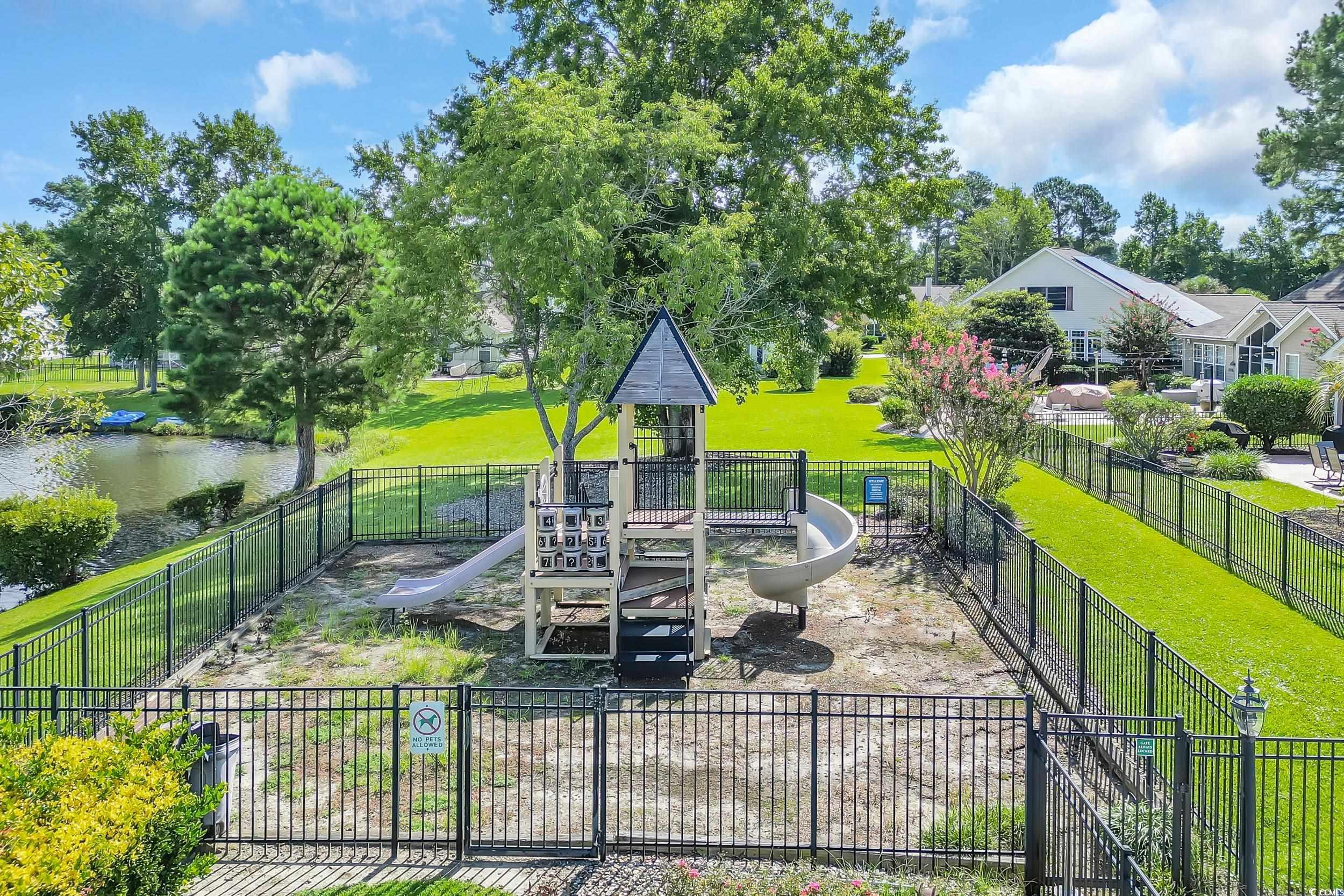 414 Carriage Lake Dr. Property Photo 37