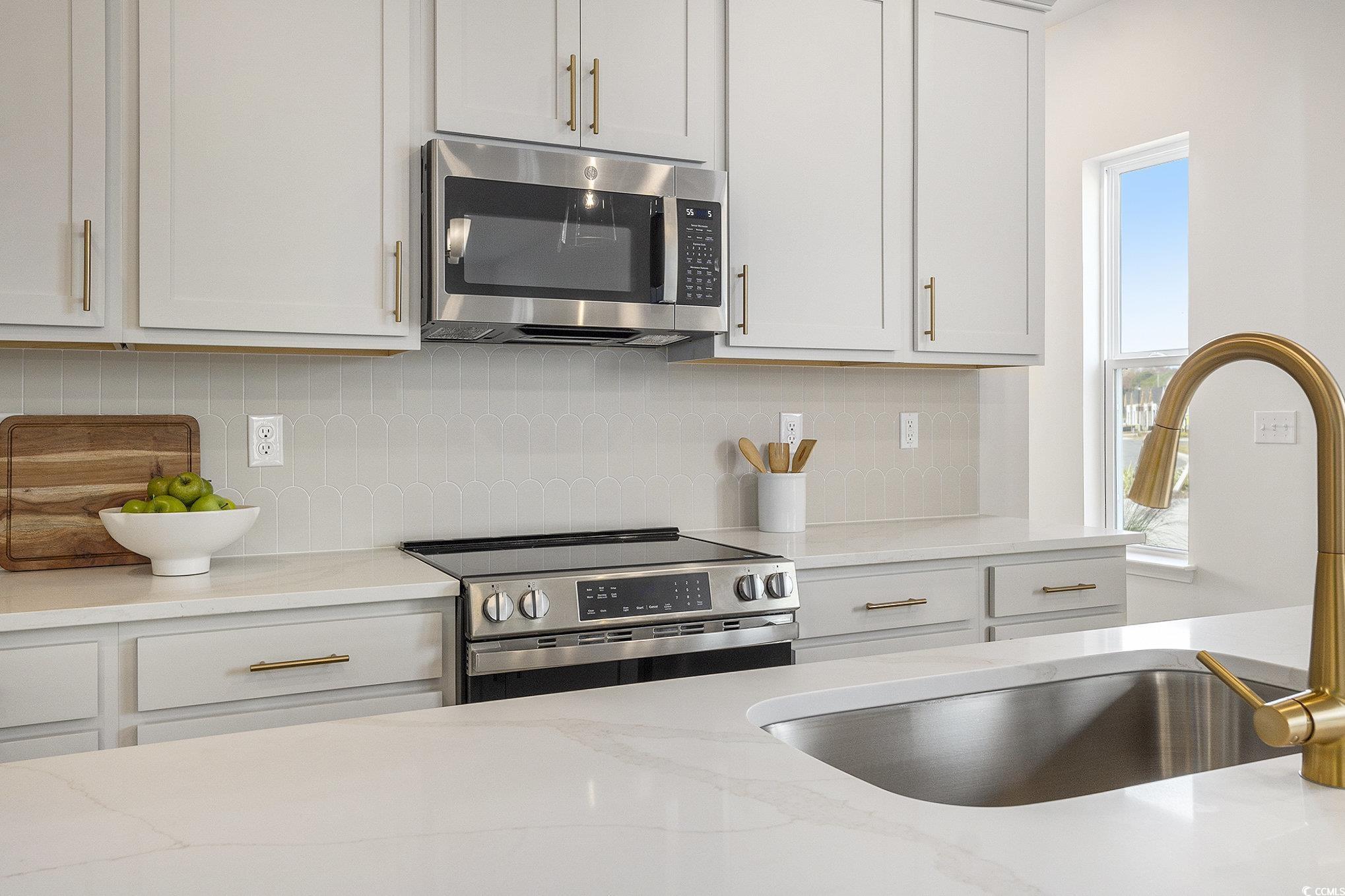 767 Ebb Tide Rd. Property Photo 9