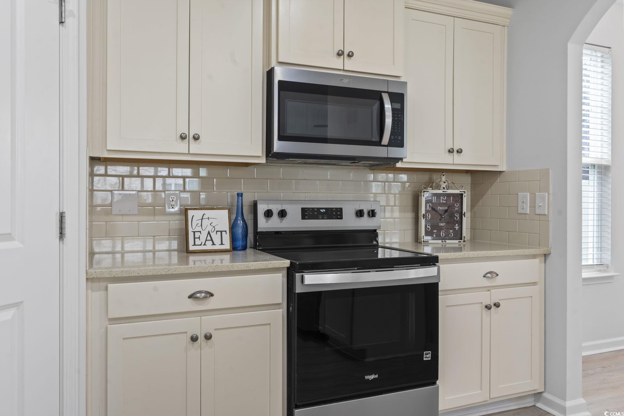 3697 White Wing Circle Property Photo 10