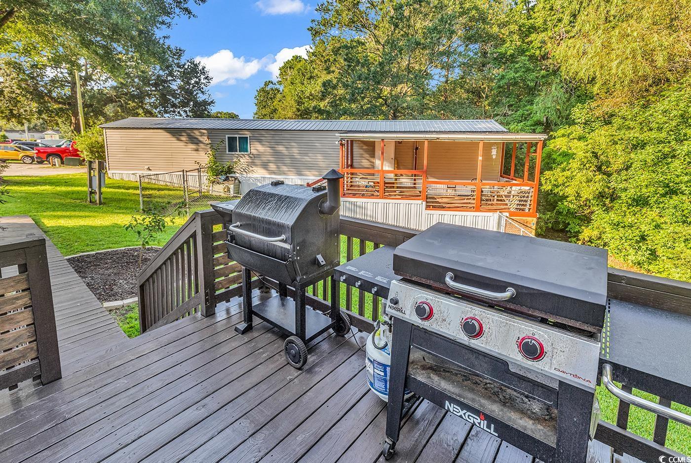 7500 Aubrey Ln. Property Photo 28