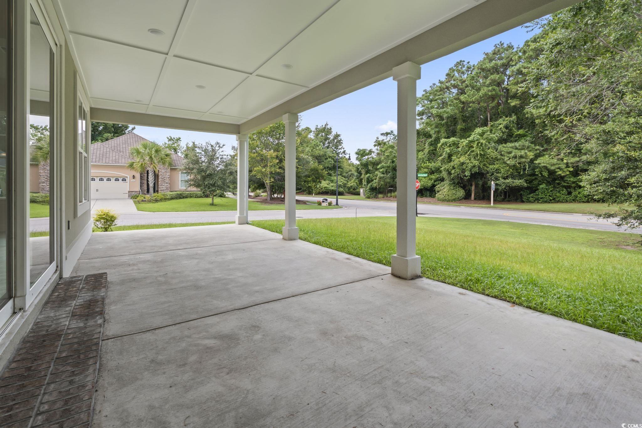 5508 Via Verde Dr. Property Photo 5