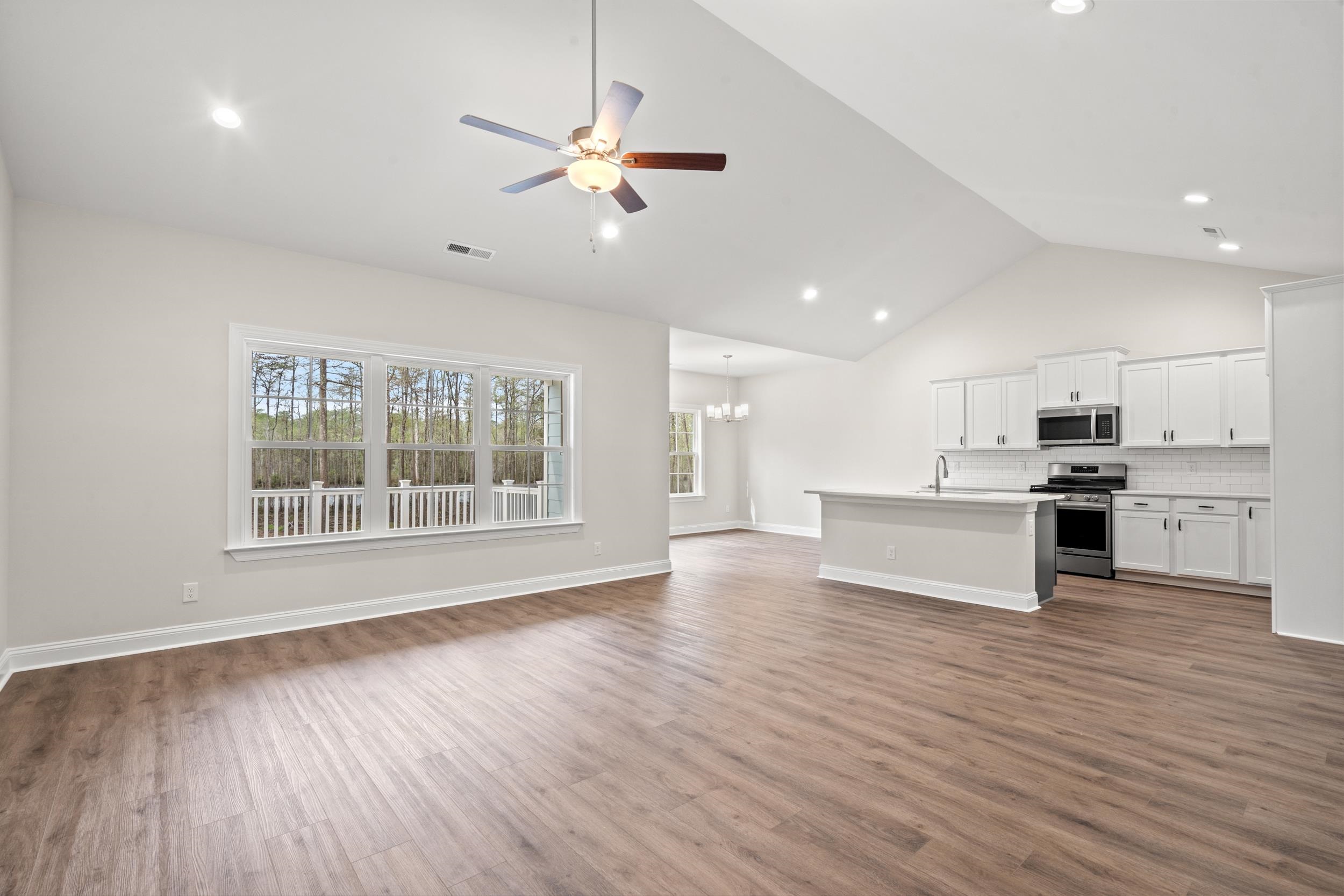5146 Water Breeze Ct. Property Photo 3