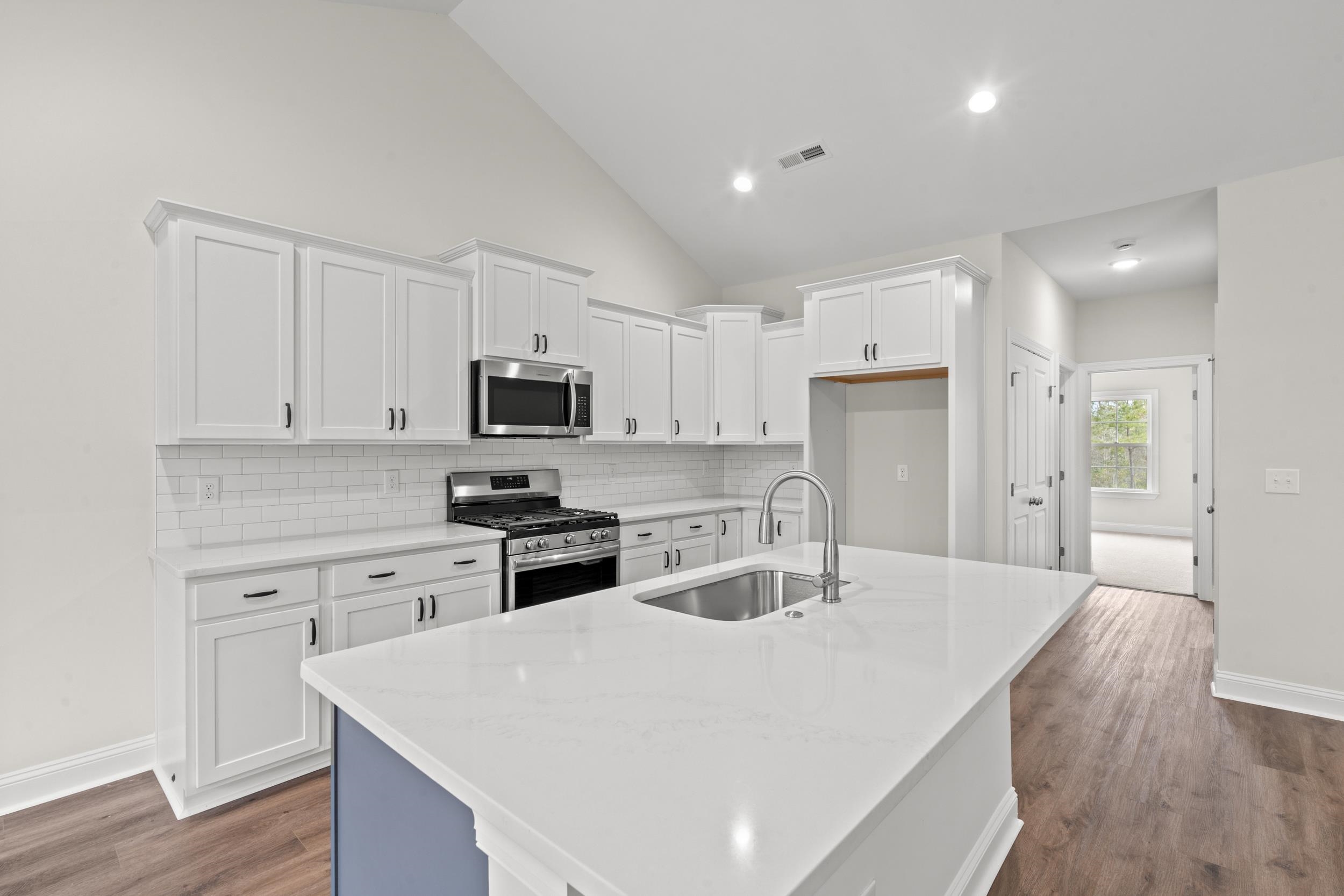 5146 Water Breeze Ct. Property Photo 5