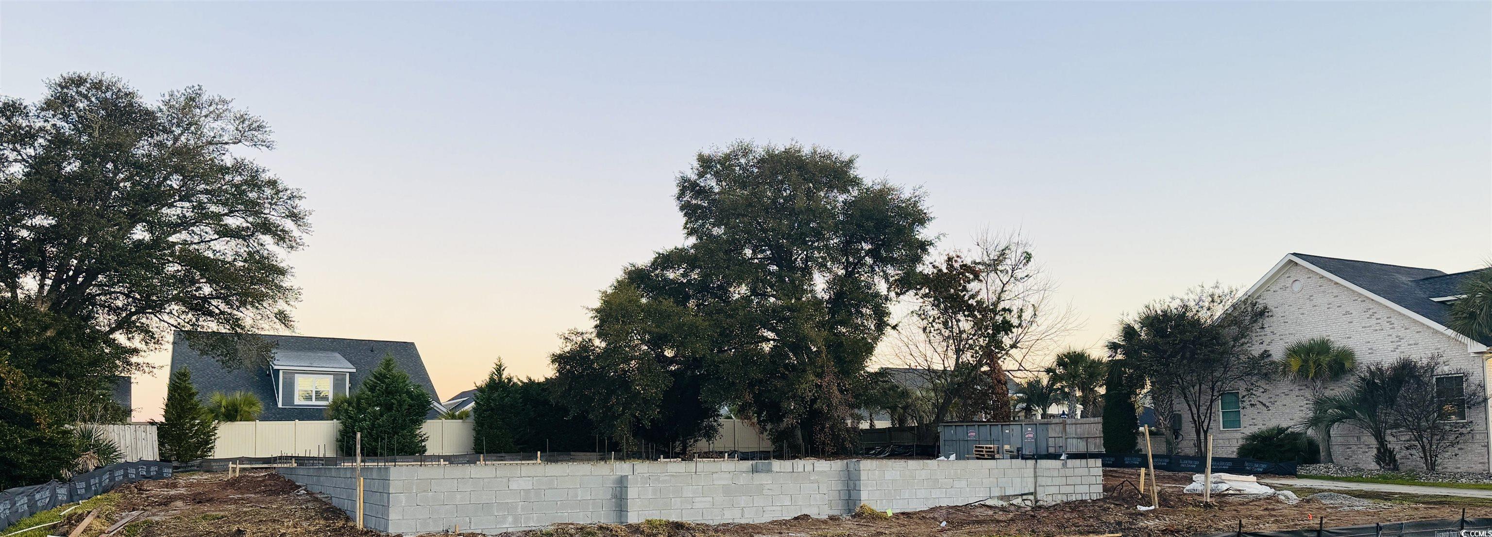 1113 Golf View Dr. Property Photo 2