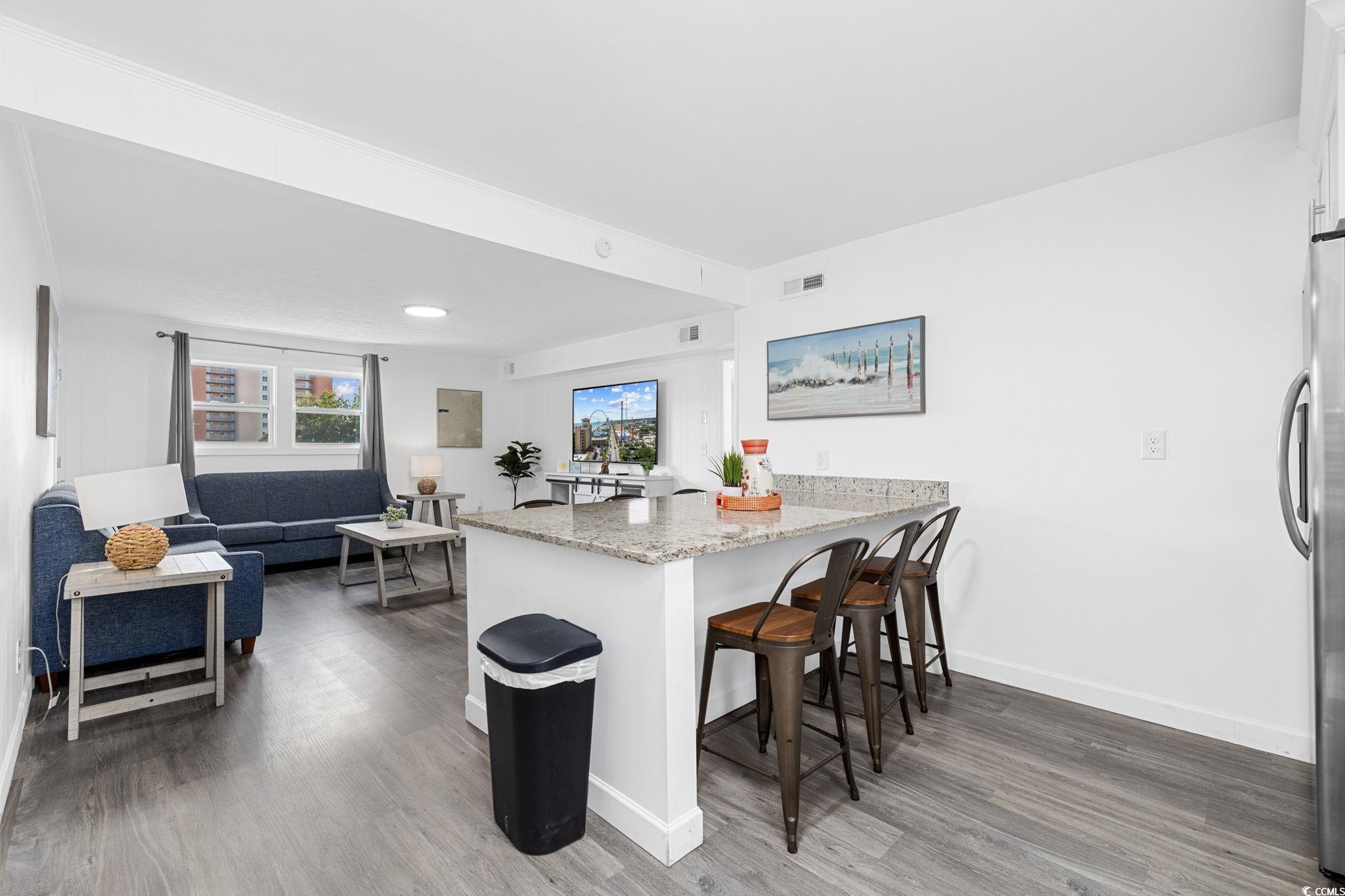 409 17th Ave. N Property Photo 2