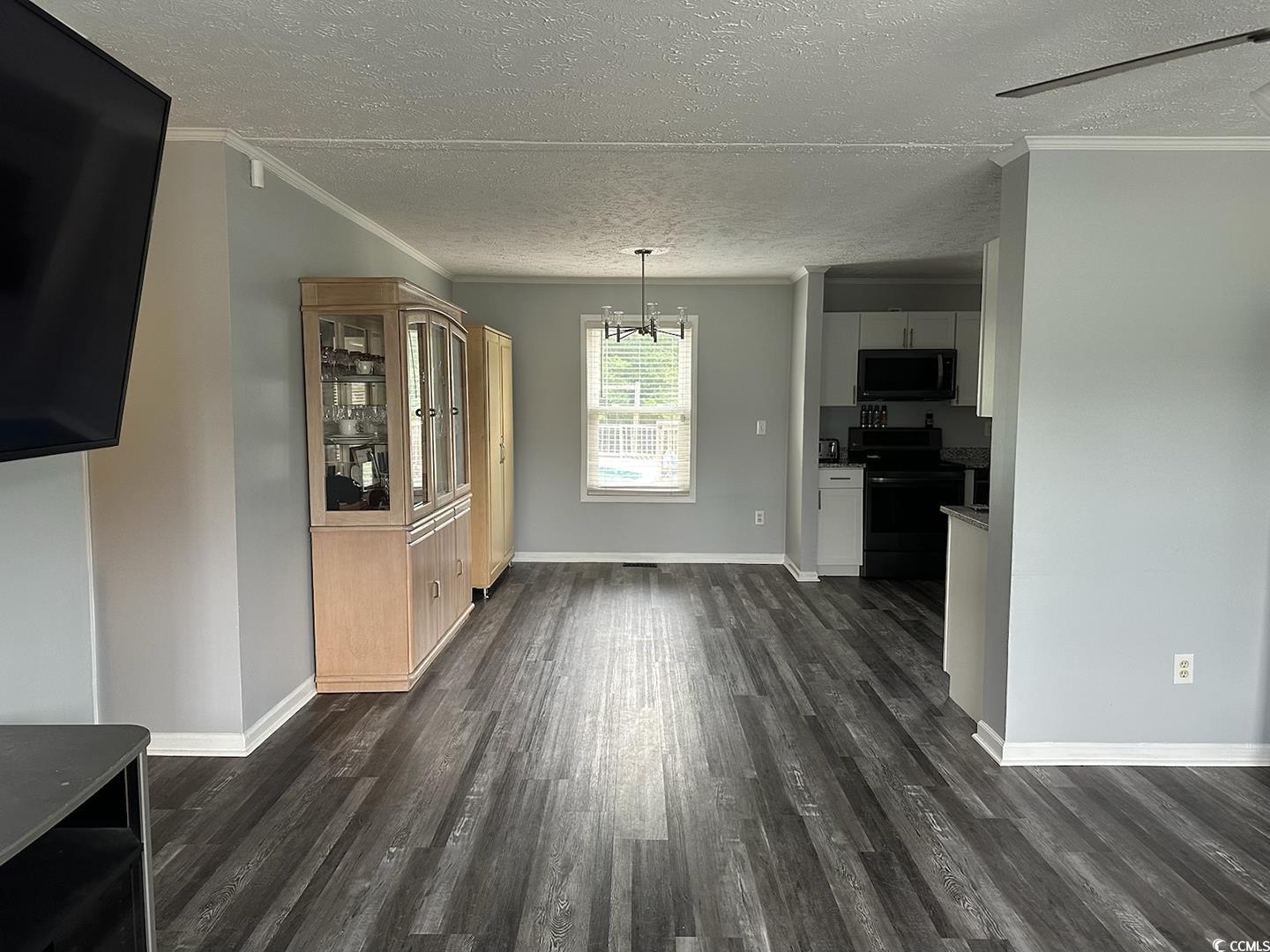 288 Farris Rd. Property Photo 4