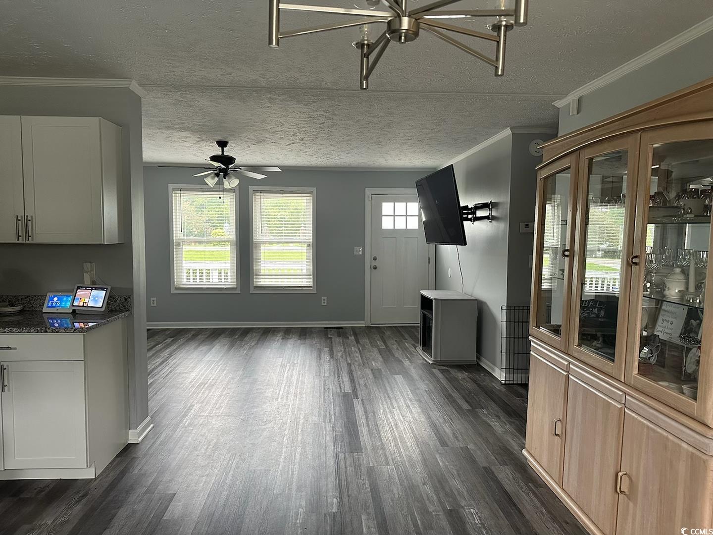 288 Farris Rd. Property Photo 5