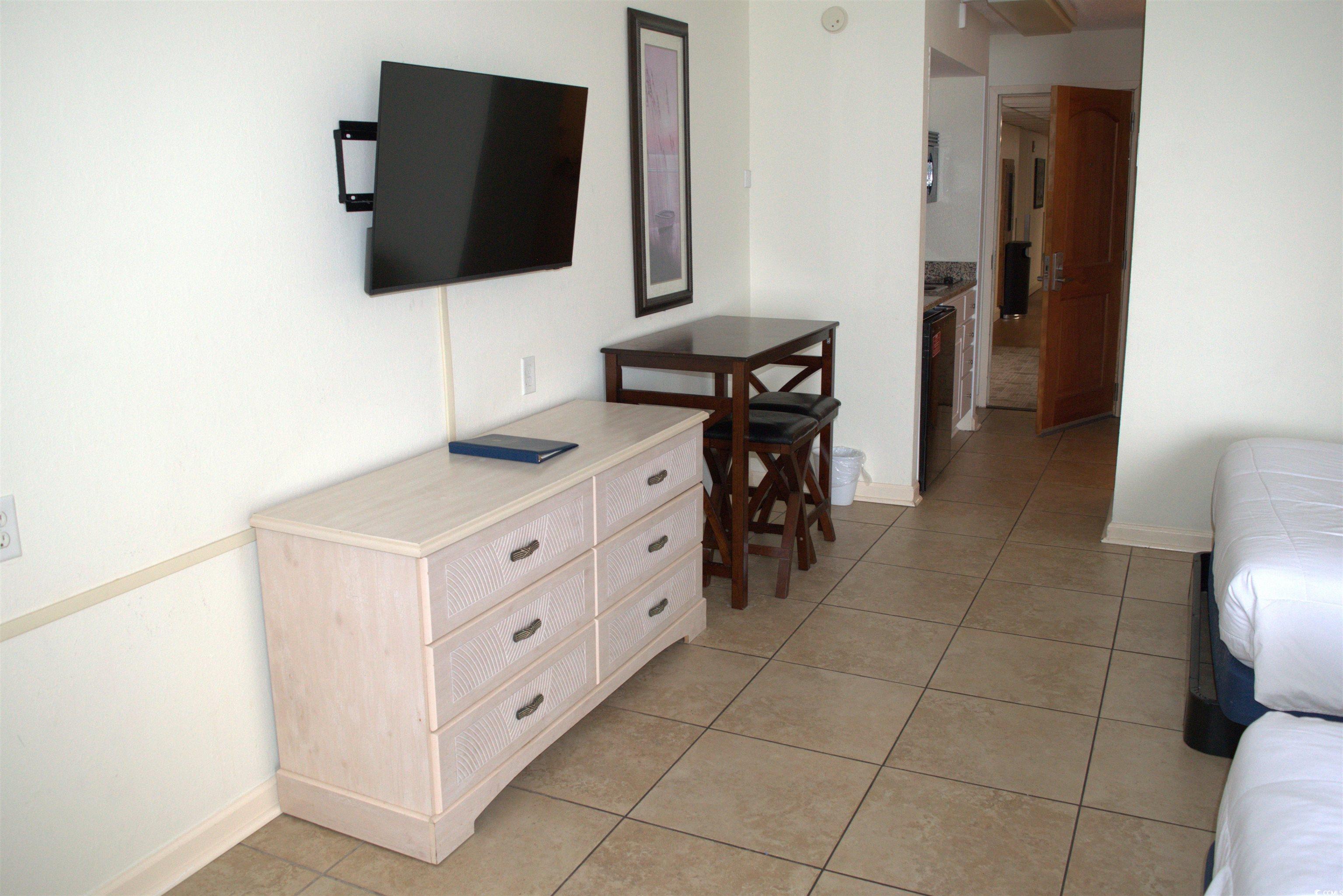 9550 Shore Dr. Property Photo 13