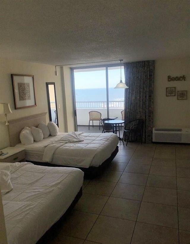 9550 Shore Dr. Property Photo 16