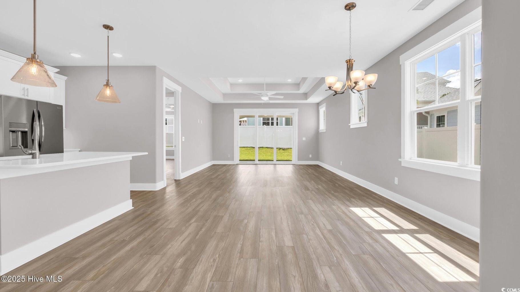 1529 Coastal Cove Ln Property Photo 6