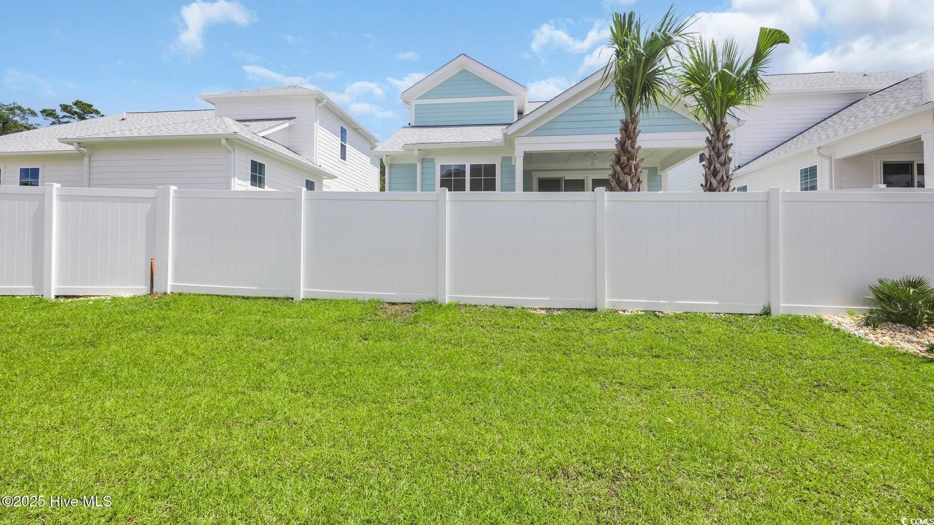 1529 Coastal Cove Ln Property Photo 28