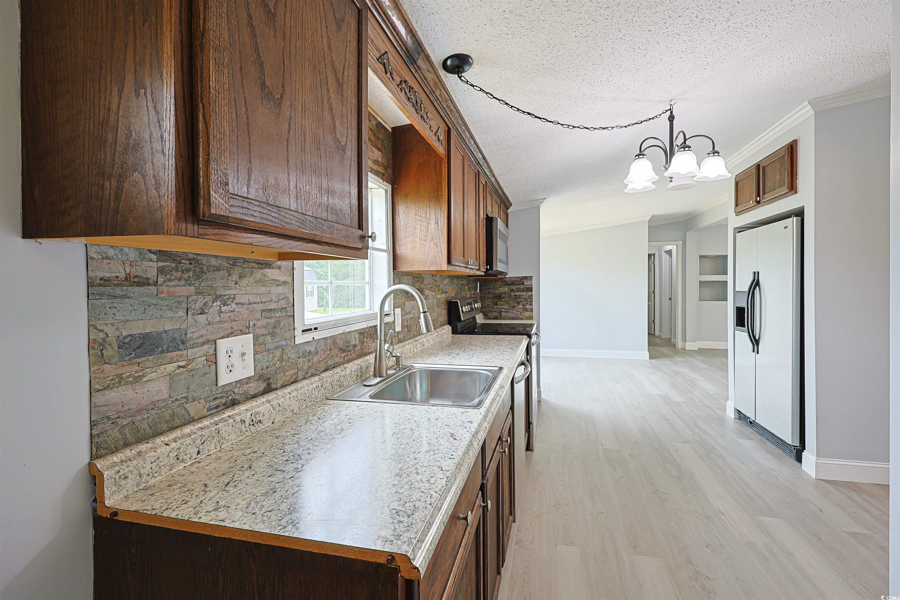 240 Quail Run Rd. Property Photo 12