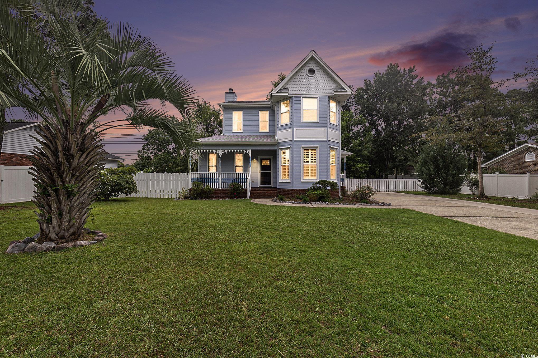 221 Lander Dr. Property Photo 1