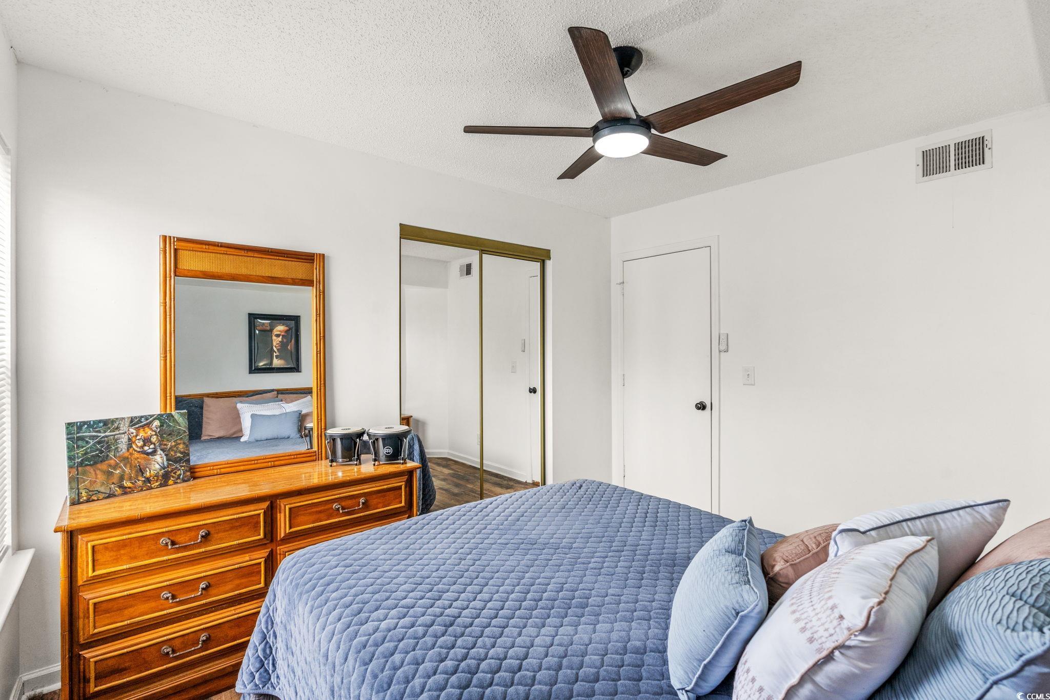 8862 Duck View Dr. Property Photo 13