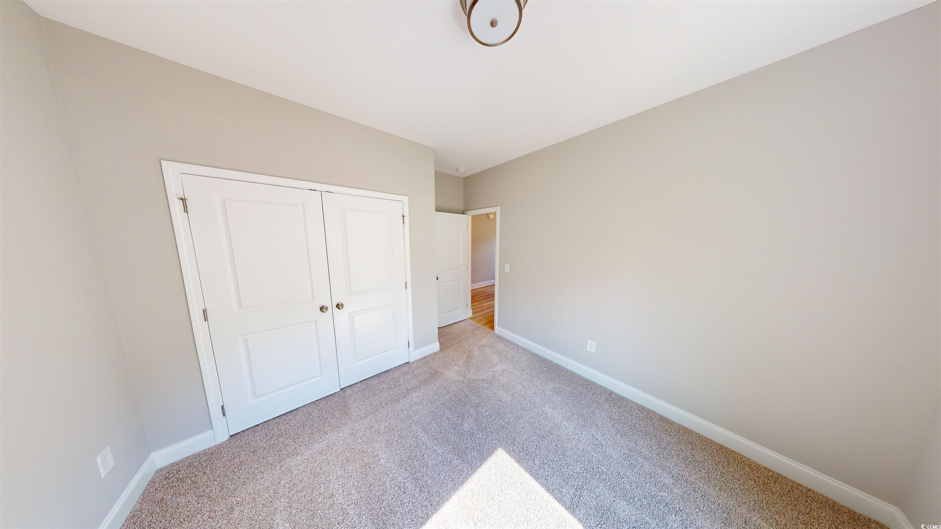 1072 Moen Loop Property Photo 5