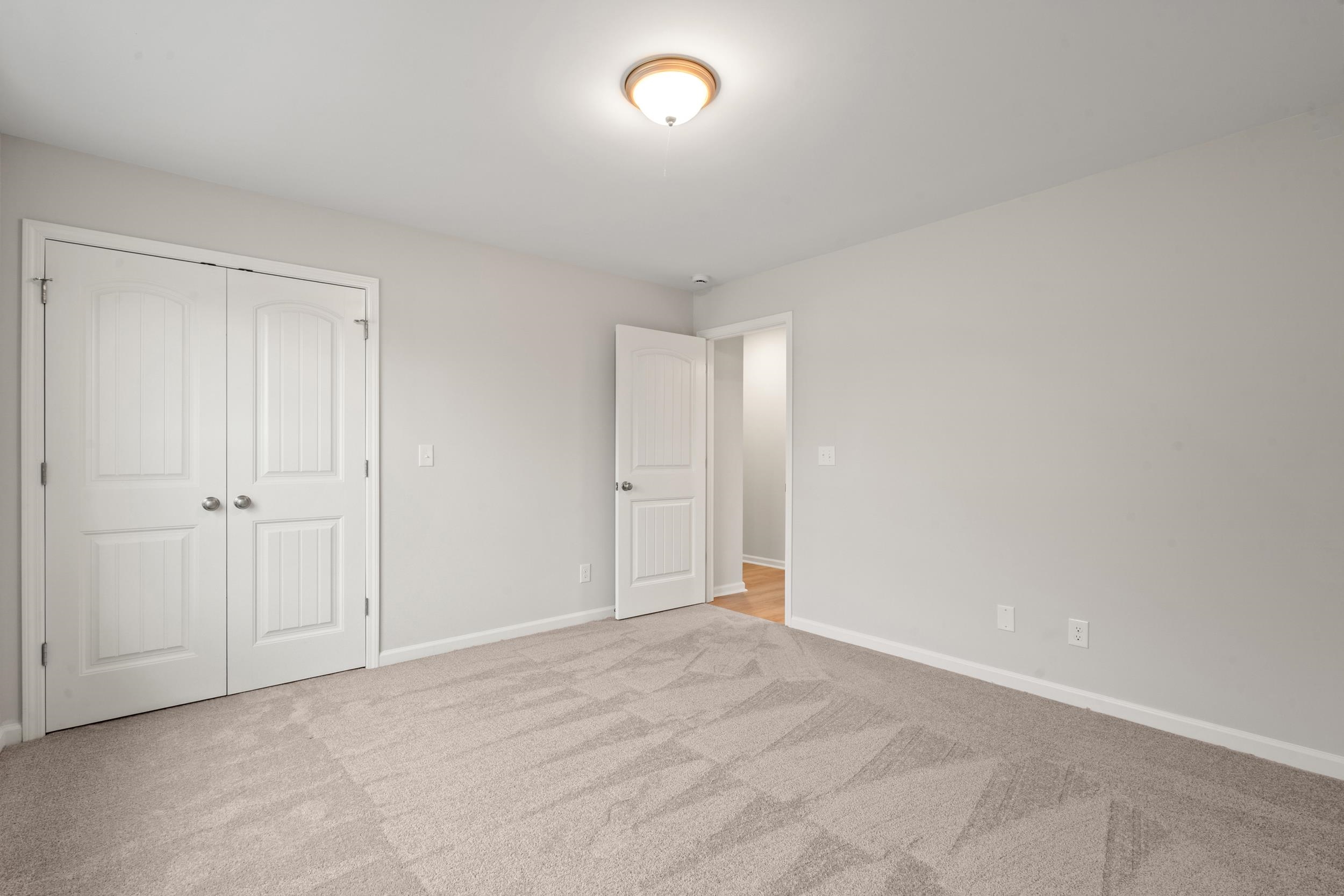 365 5th Ave. Property Photo 12