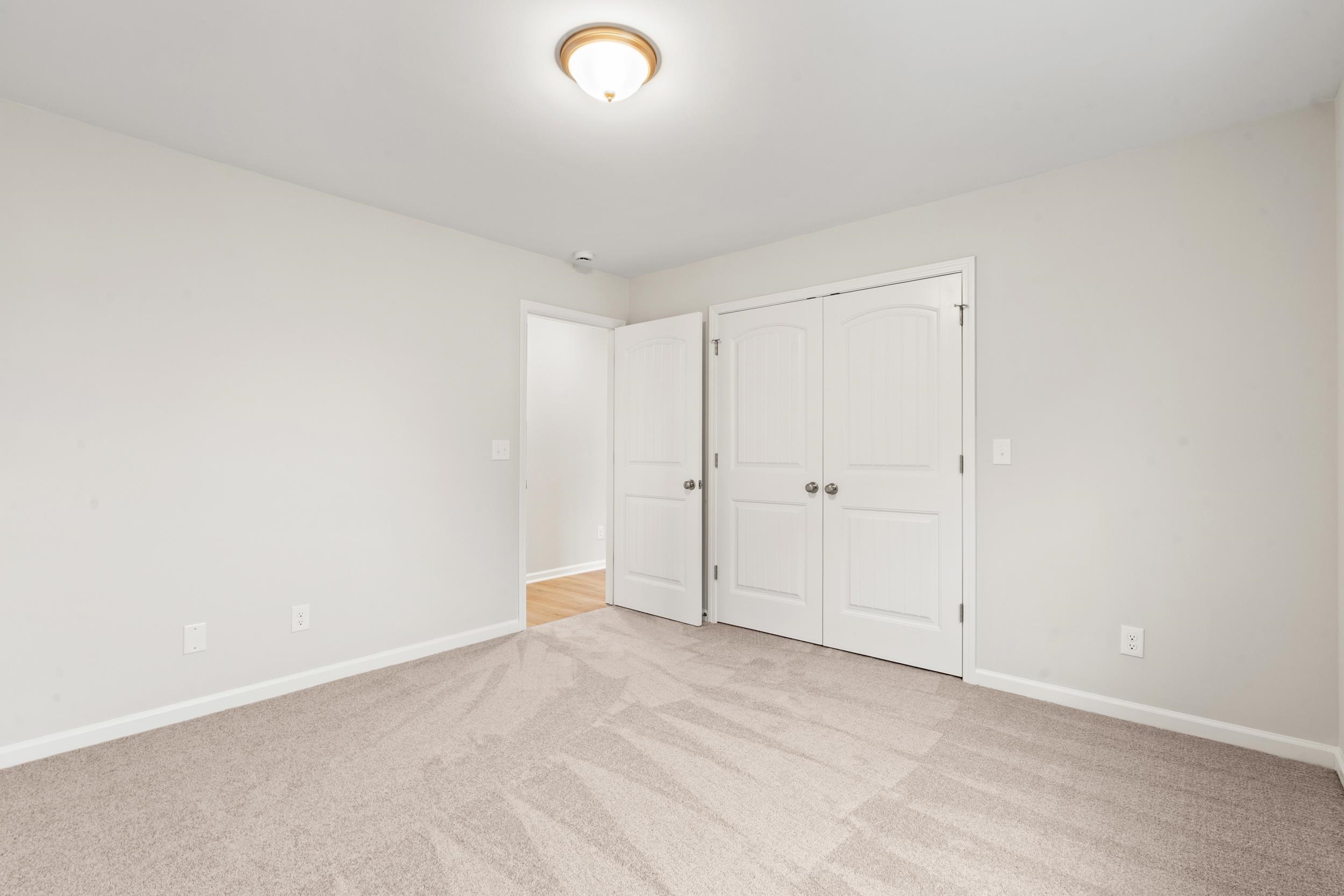 365 5th Ave. Property Photo 15
