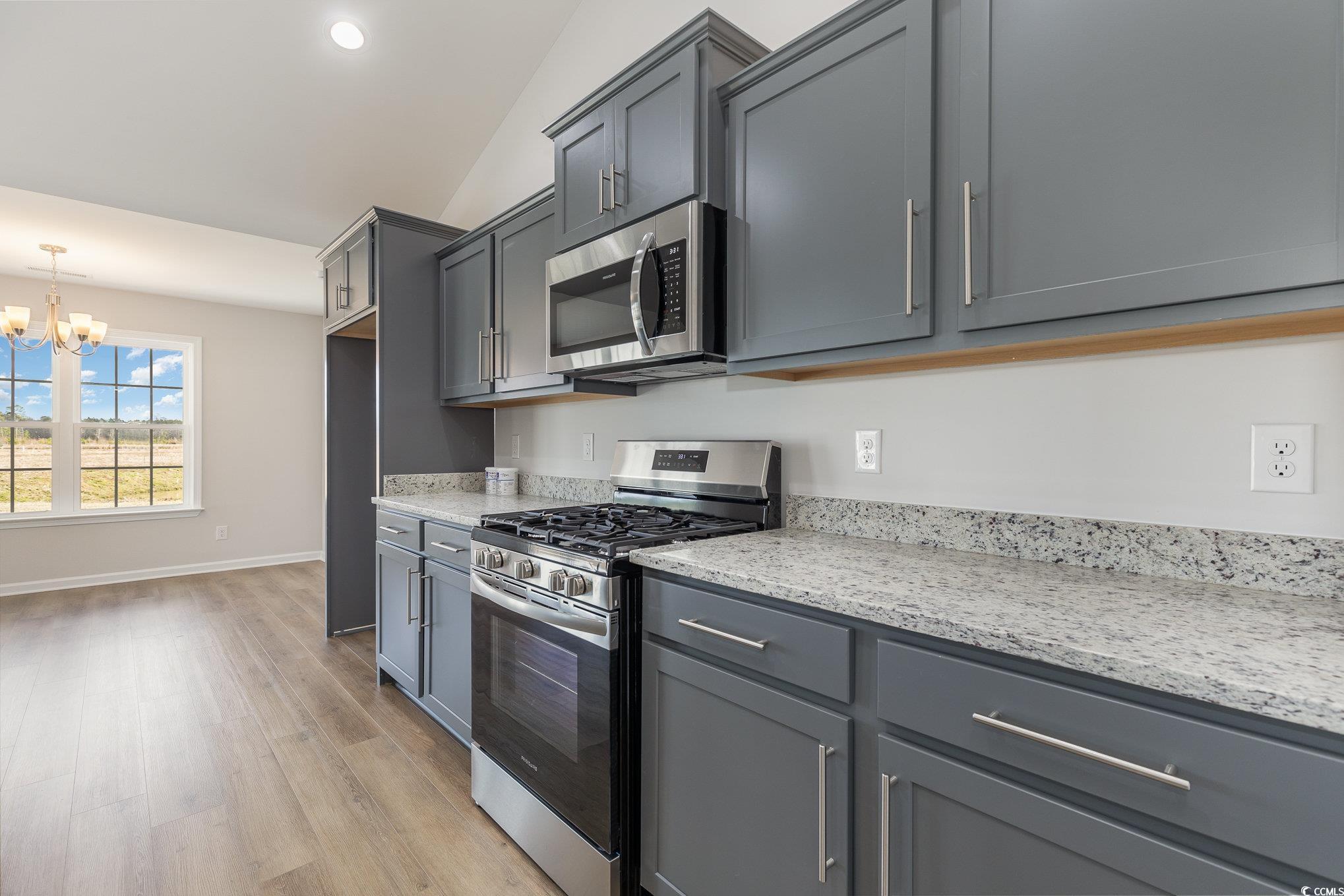 375 5th Ave. Property Photo 4