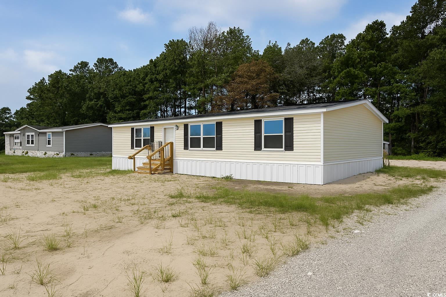 1120 Amanda Lane Property Photo 2