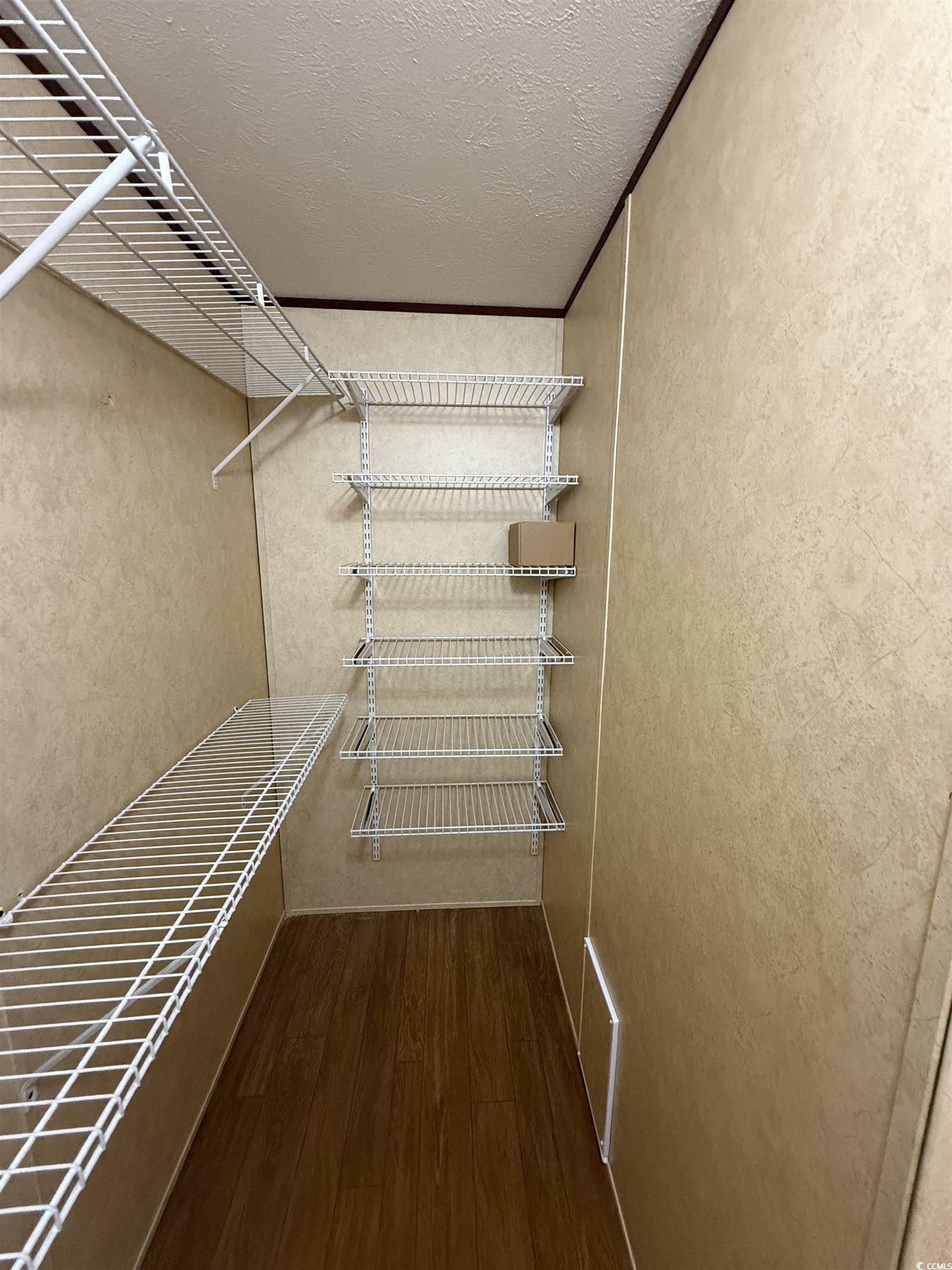 1120 Amanda Lane Property Photo 7