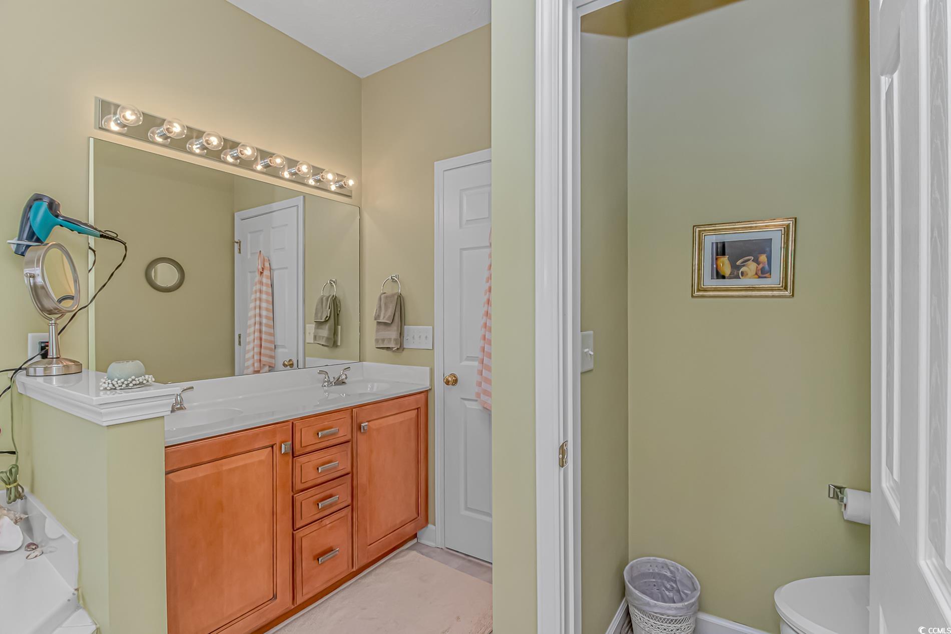 1015 University Forest Dr. Property Photo 17