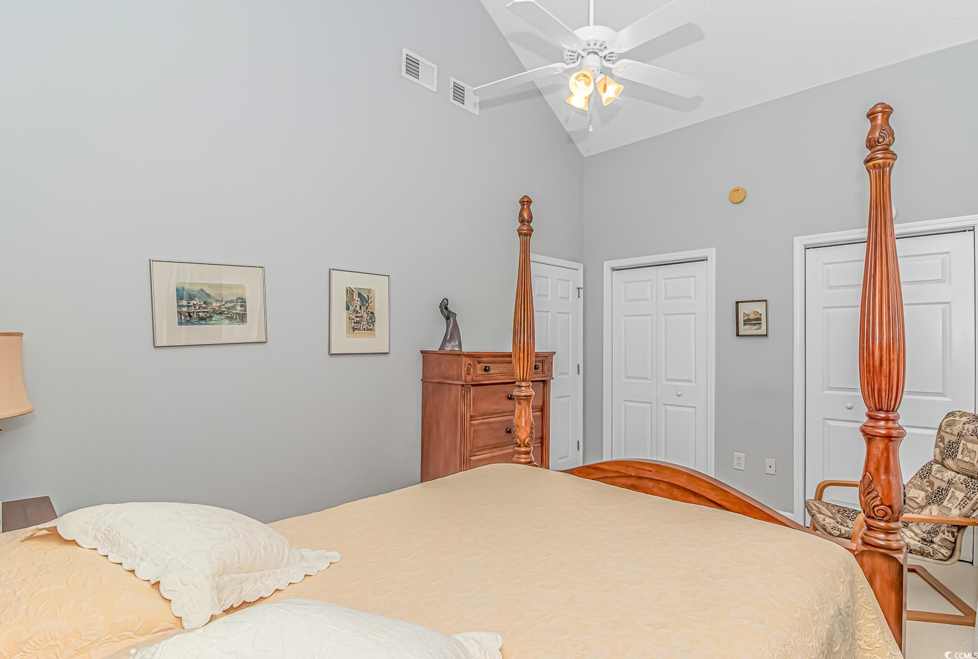 1015 University Forest Dr. Property Photo 21