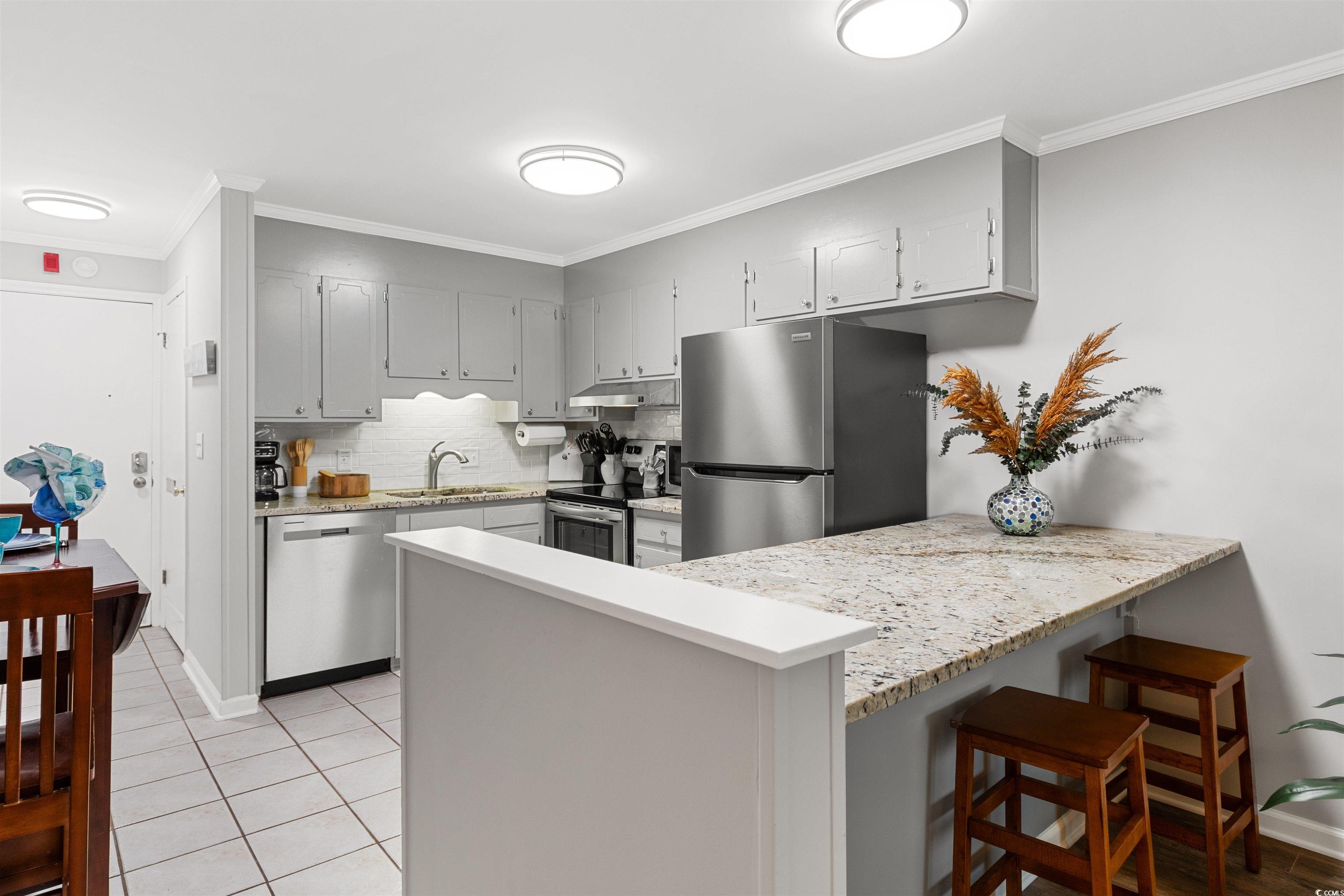 5709 N Ocean Blvd. Property Photo 11