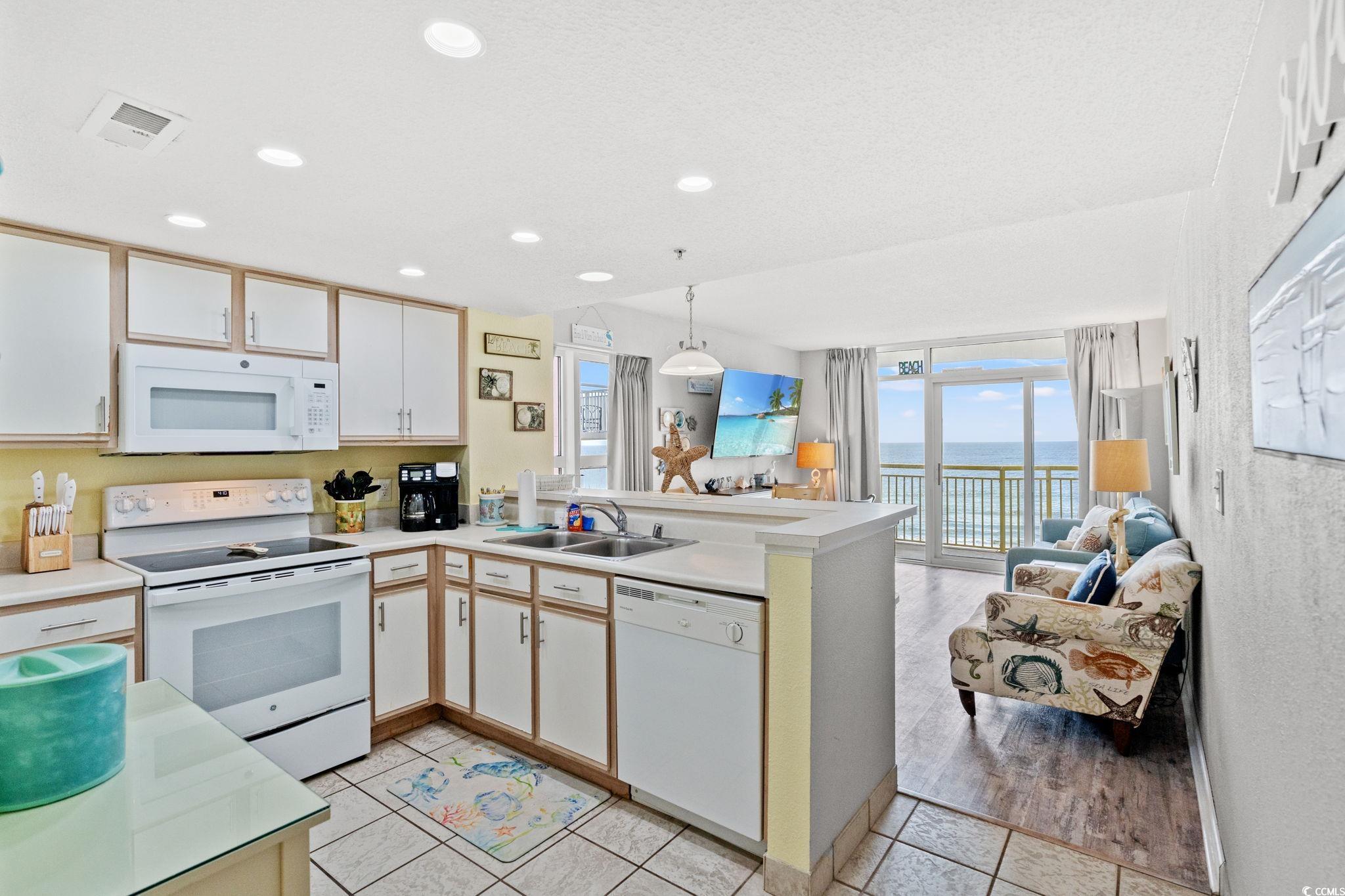 2801 S Ocean Blvd. Property Photo 6