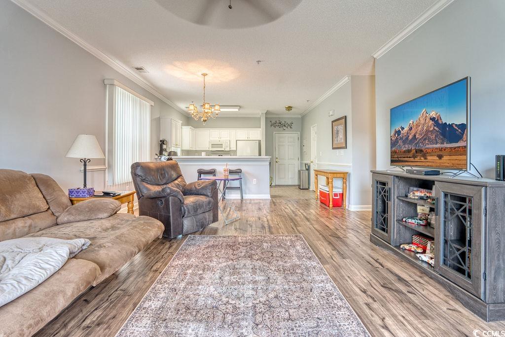 800 Crumpet Ct. Property Photo 2