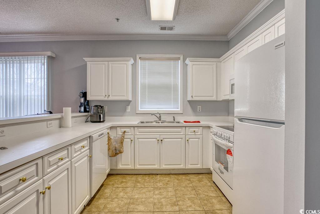 800 Crumpet Ct. Property Photo 3