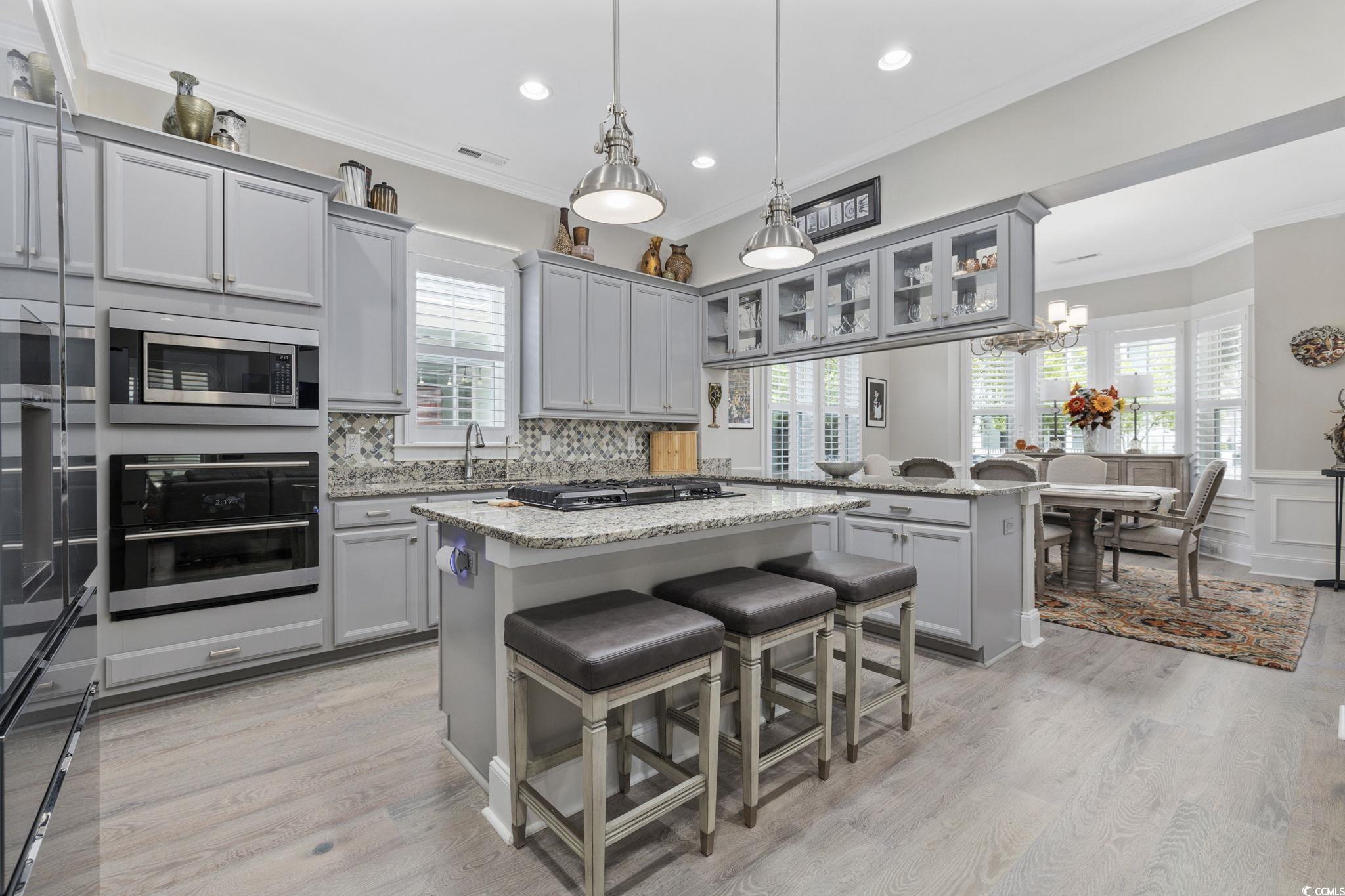 853 Johnson Ave. Property Photo 6