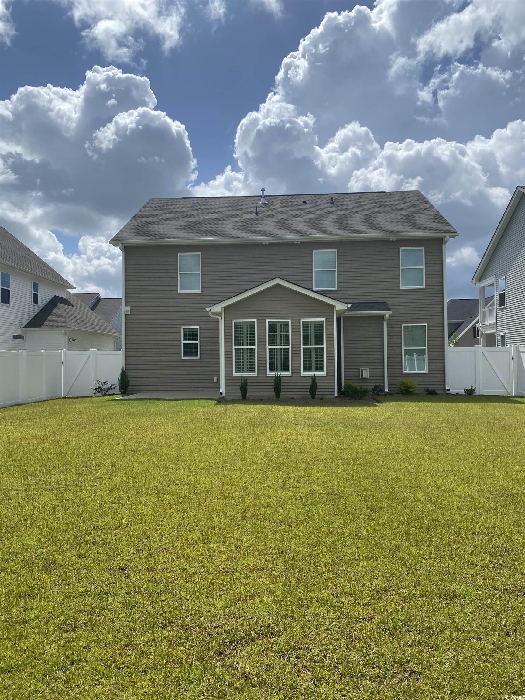 736 Enchantment Loop Property Photo 5