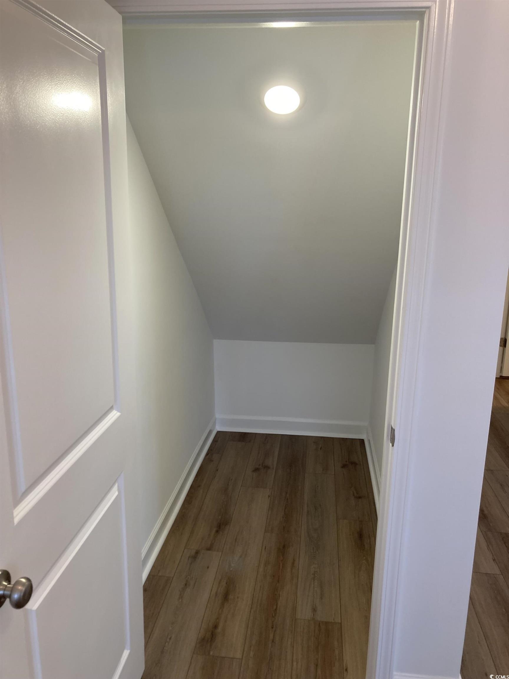 736 Enchantment Loop Property Photo 8