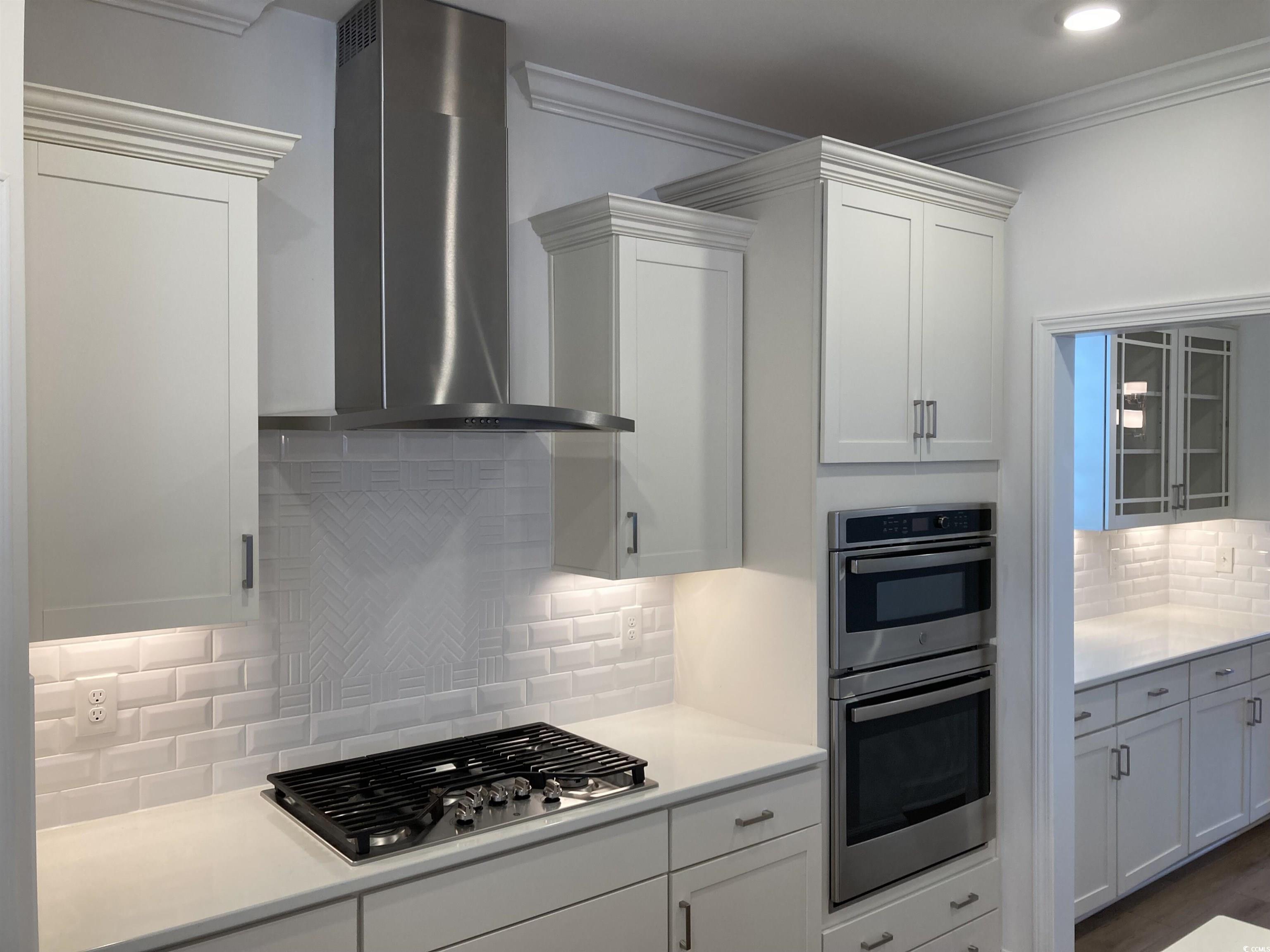 736 Enchantment Loop Property Photo 18