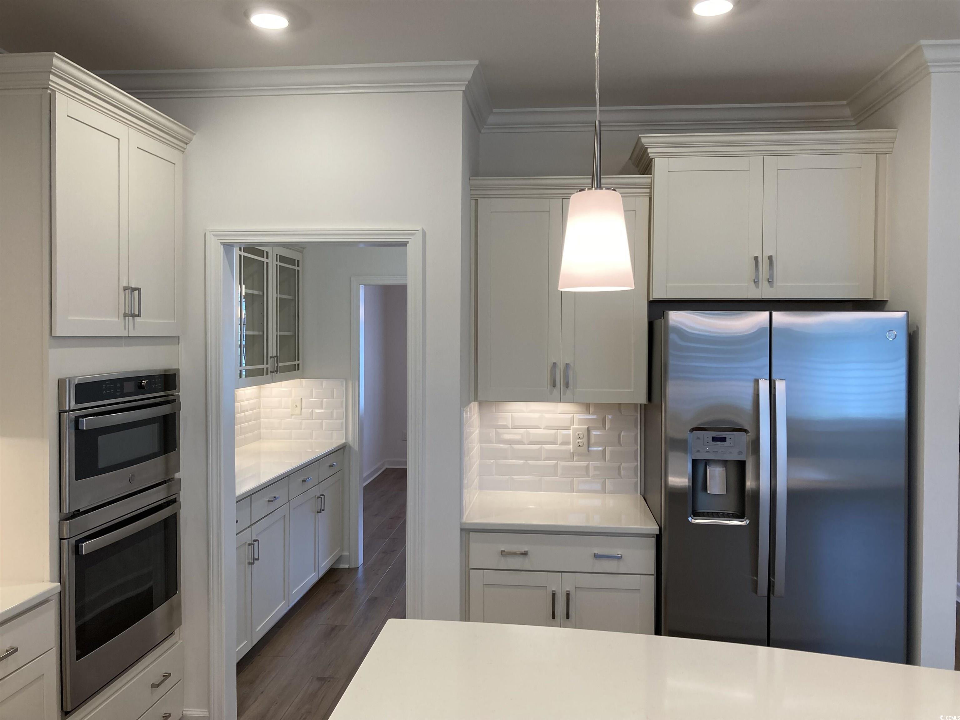 736 Enchantment Loop Property Photo 19