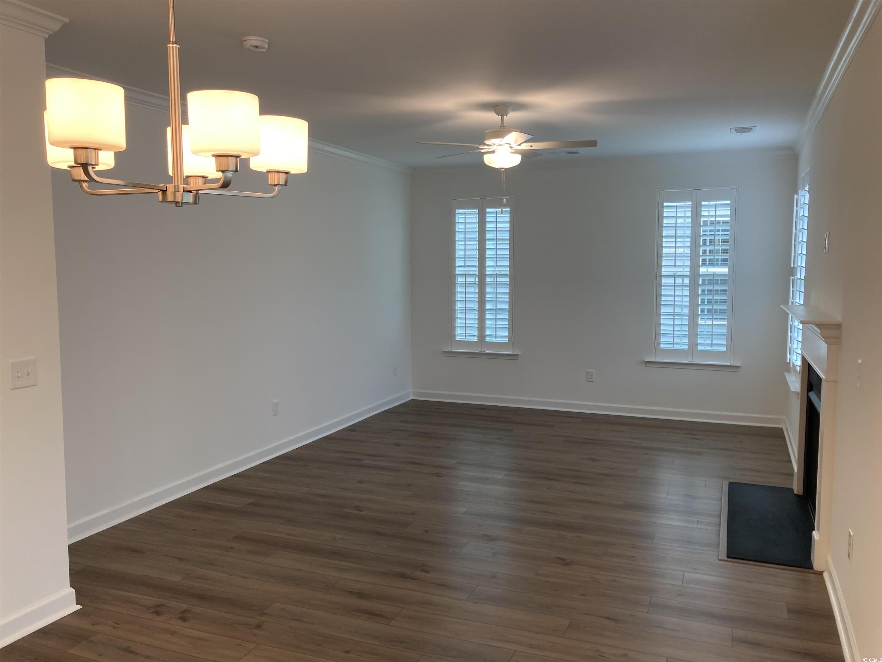 736 Enchantment Loop Property Photo 23