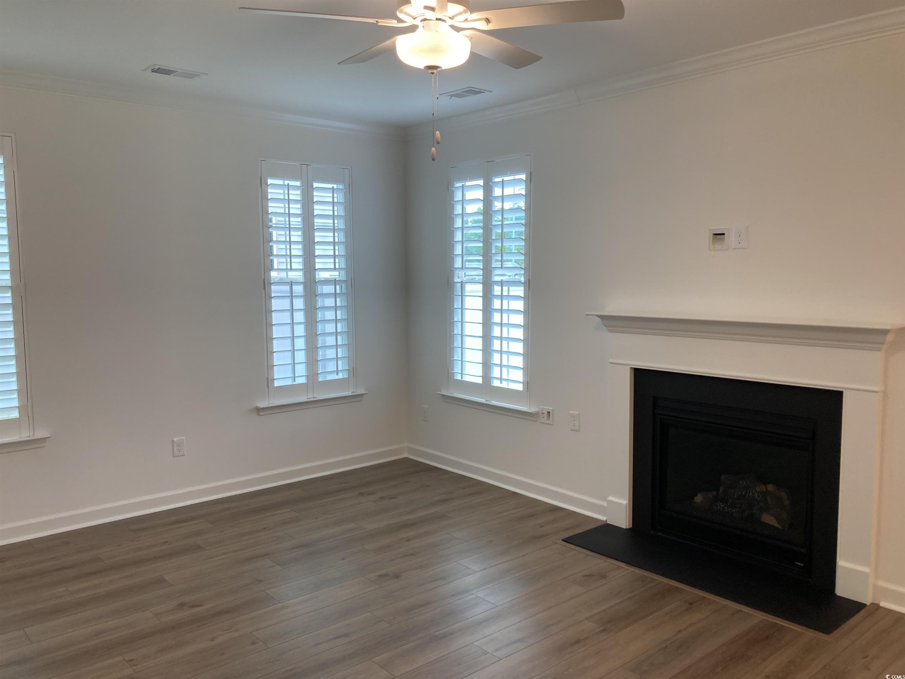 736 Enchantment Loop Property Photo 24