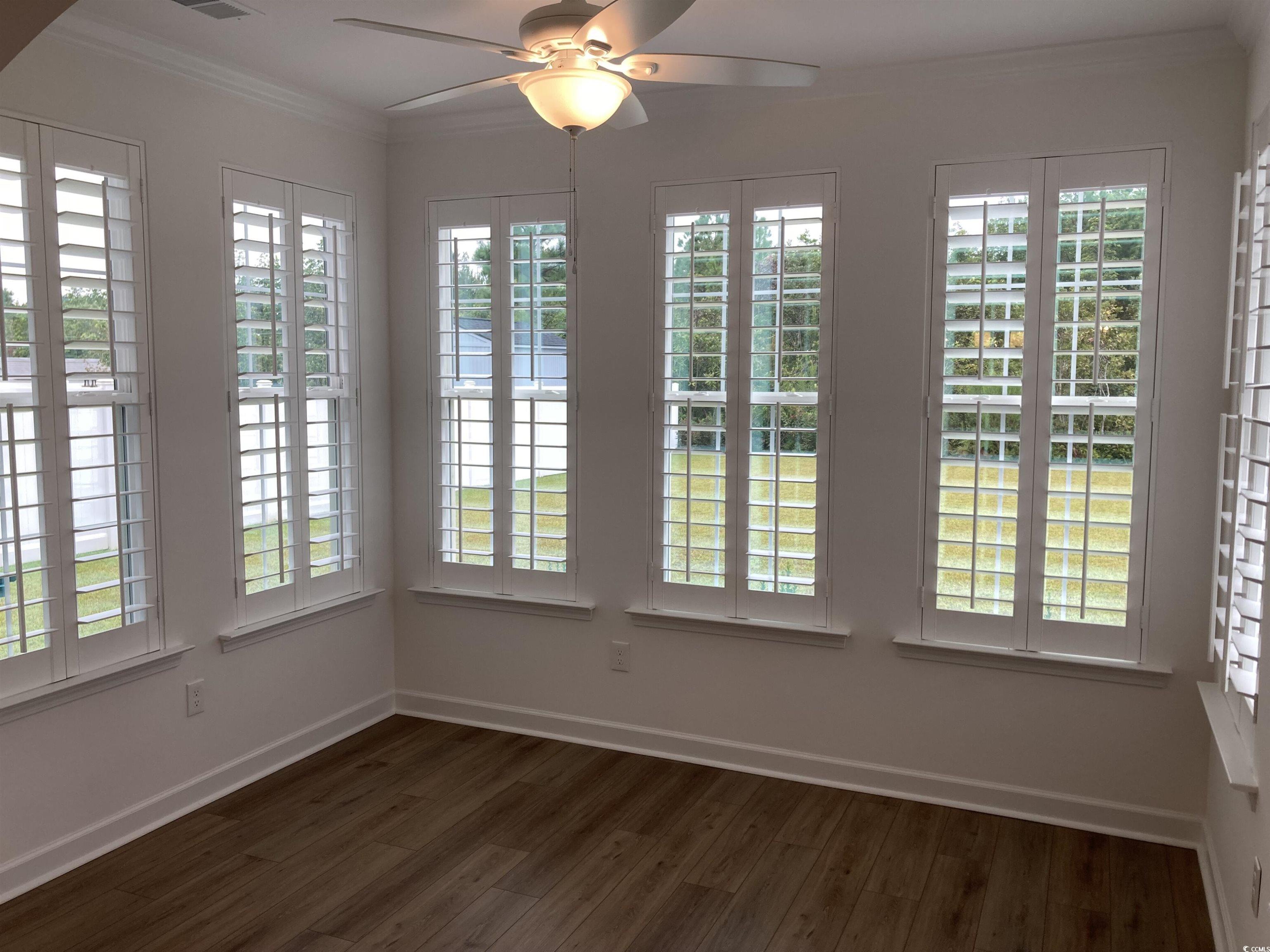 736 Enchantment Loop Property Photo 26