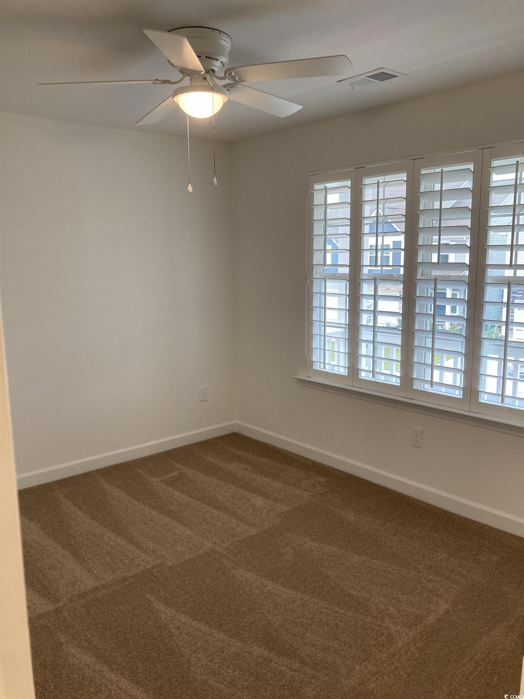 736 Enchantment Loop Property Photo 30