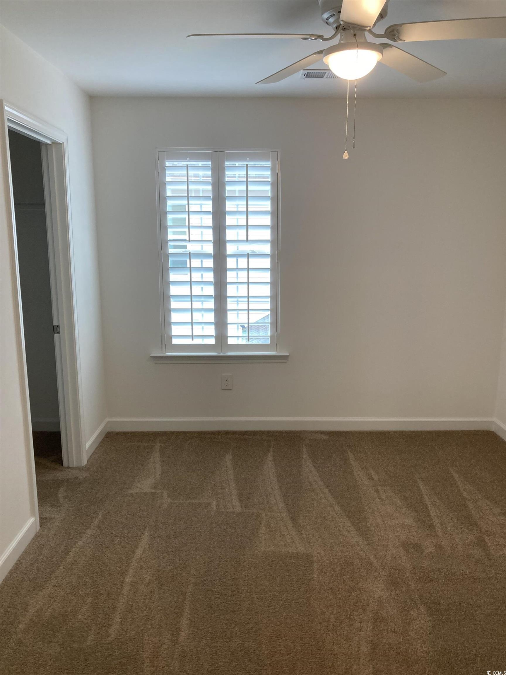 736 Enchantment Loop Property Photo 31